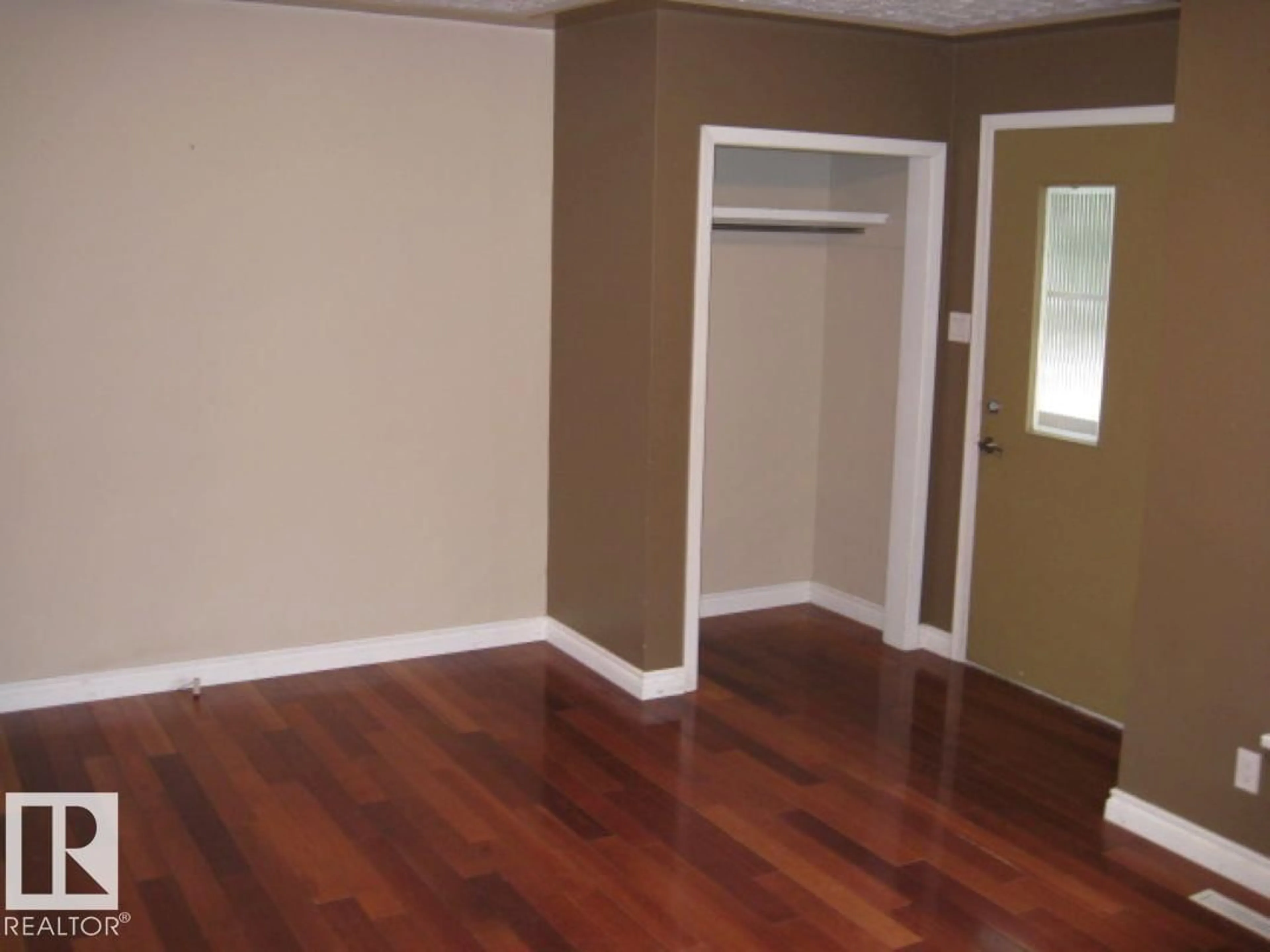 A pic of a room for NW - 12720 135 AV, Edmonton Alberta T5L3X5