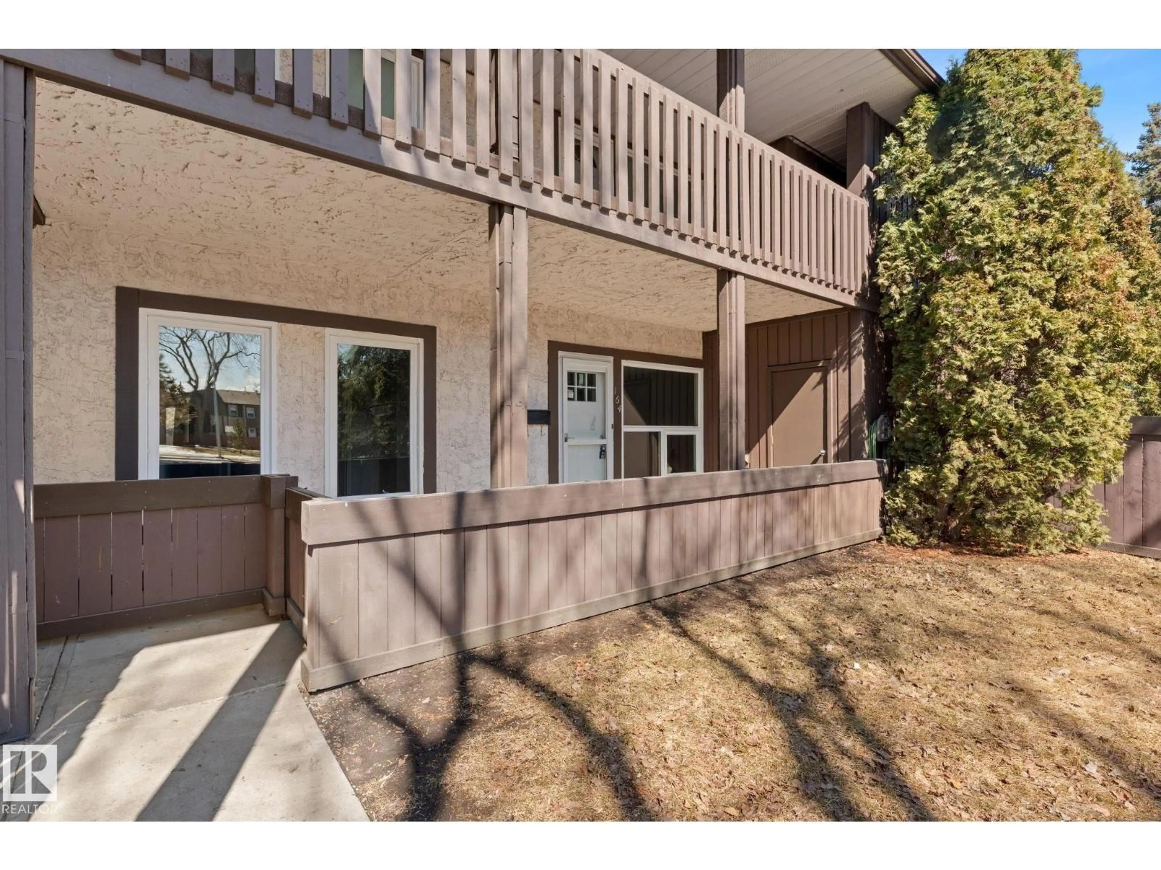 Patio, street for 164 SURREY GARDENS GD, Edmonton Alberta T5T1Z3