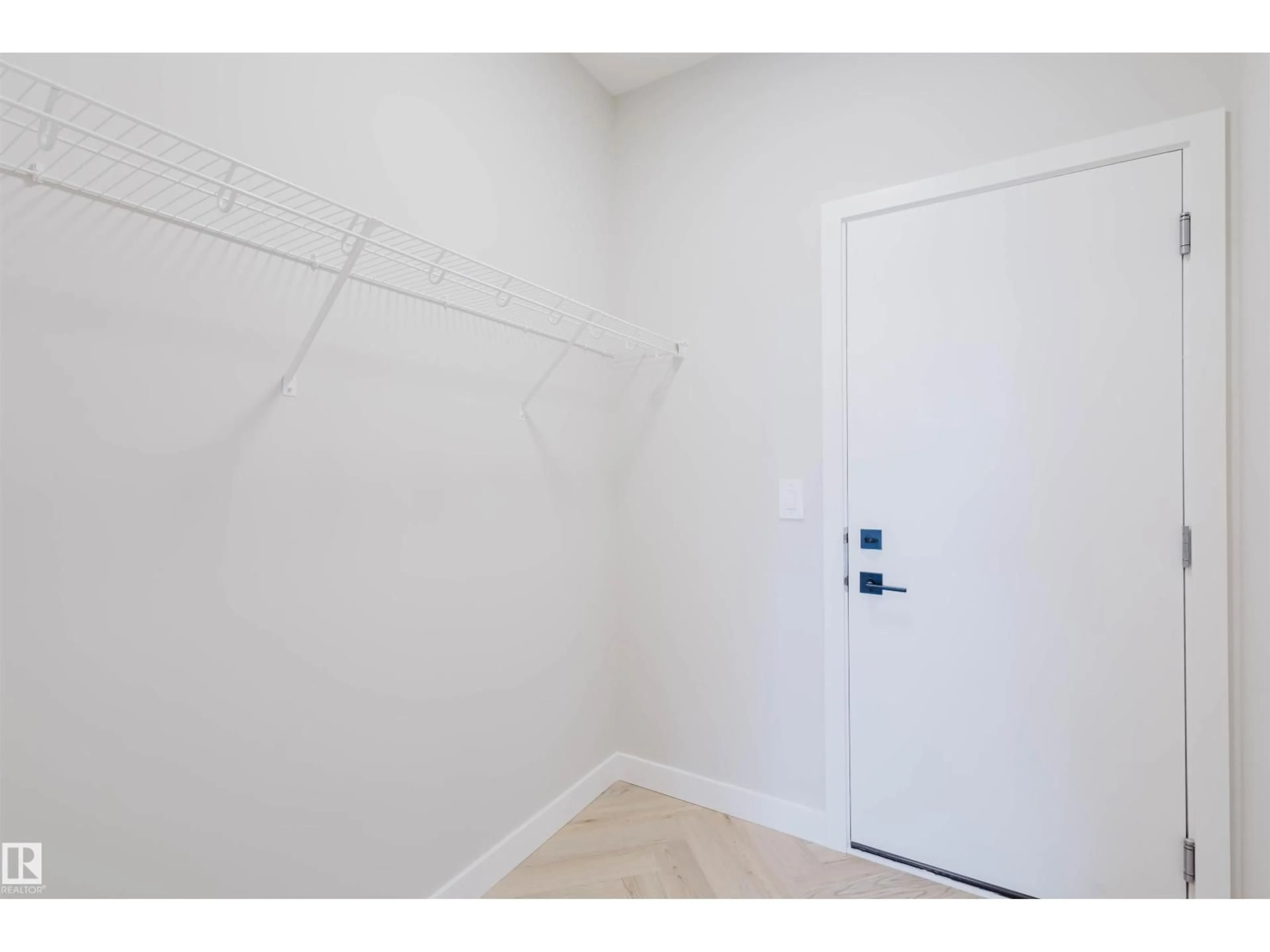 Unknown for 27 CESSY ST, St. Albert Alberta T8T2E2