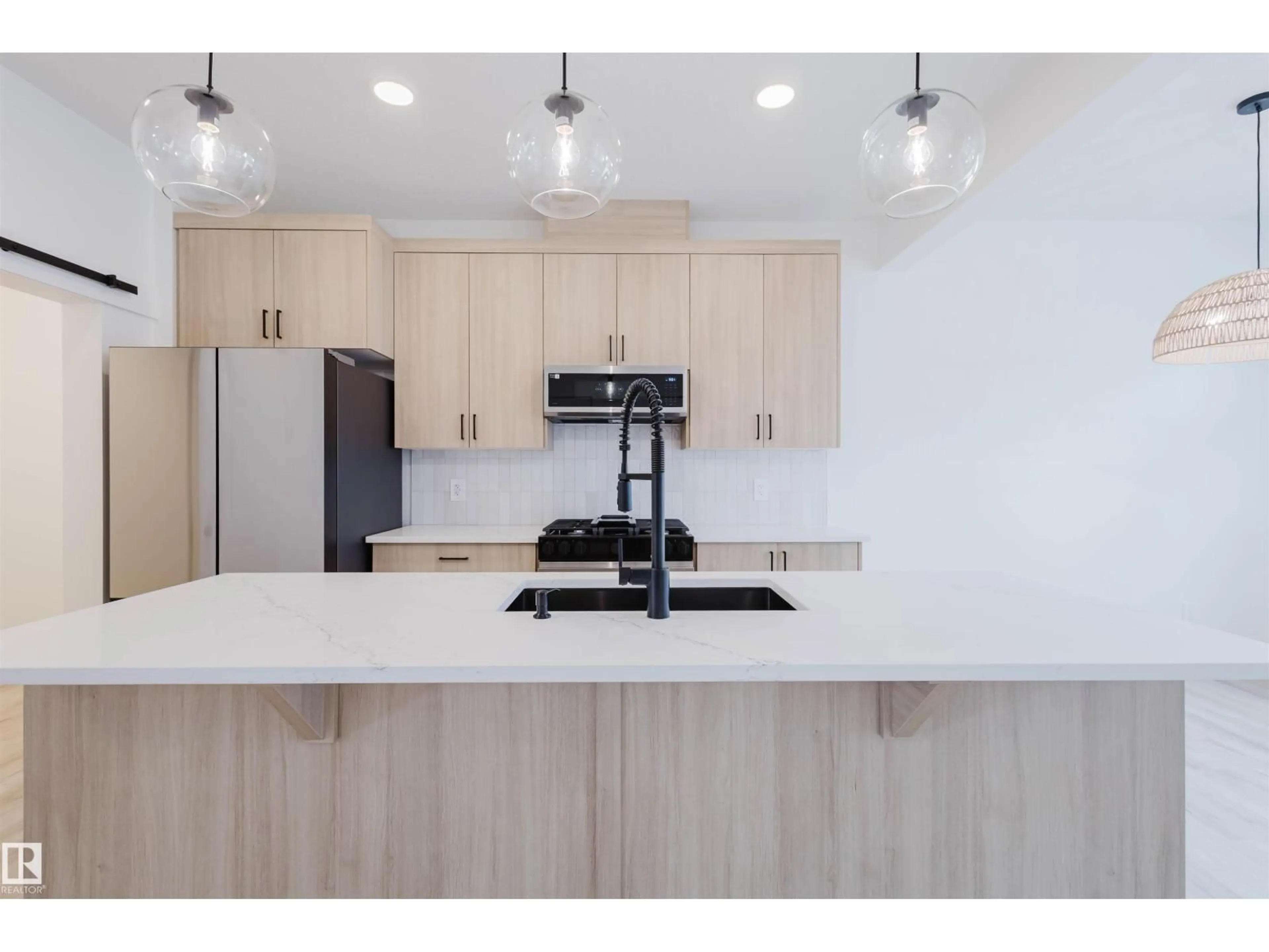 Open concept kitchen, unknown for SW - 8253 KIRIAK LO, Edmonton Alberta T6W5A9