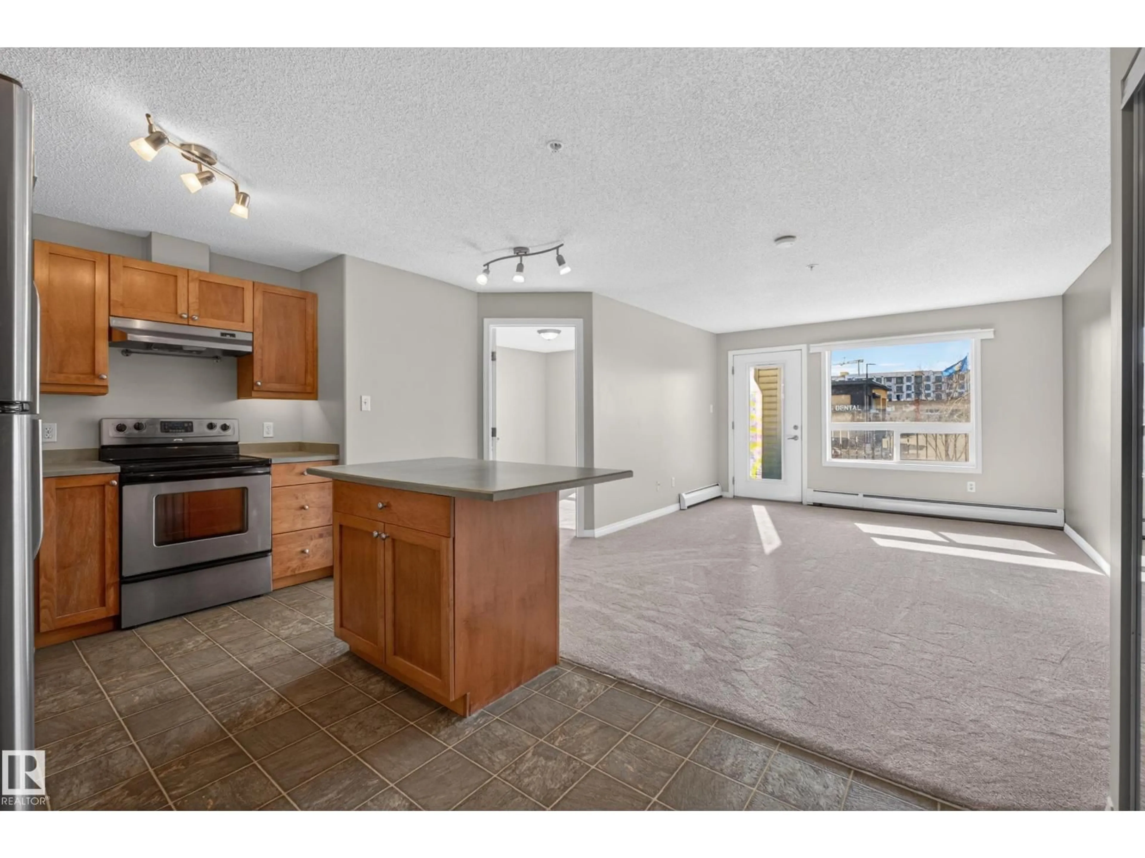 Open concept kitchen, unknown for 7339 - 1213 SOUTH TERWILLEGAR DR, Edmonton Alberta T6R0E1