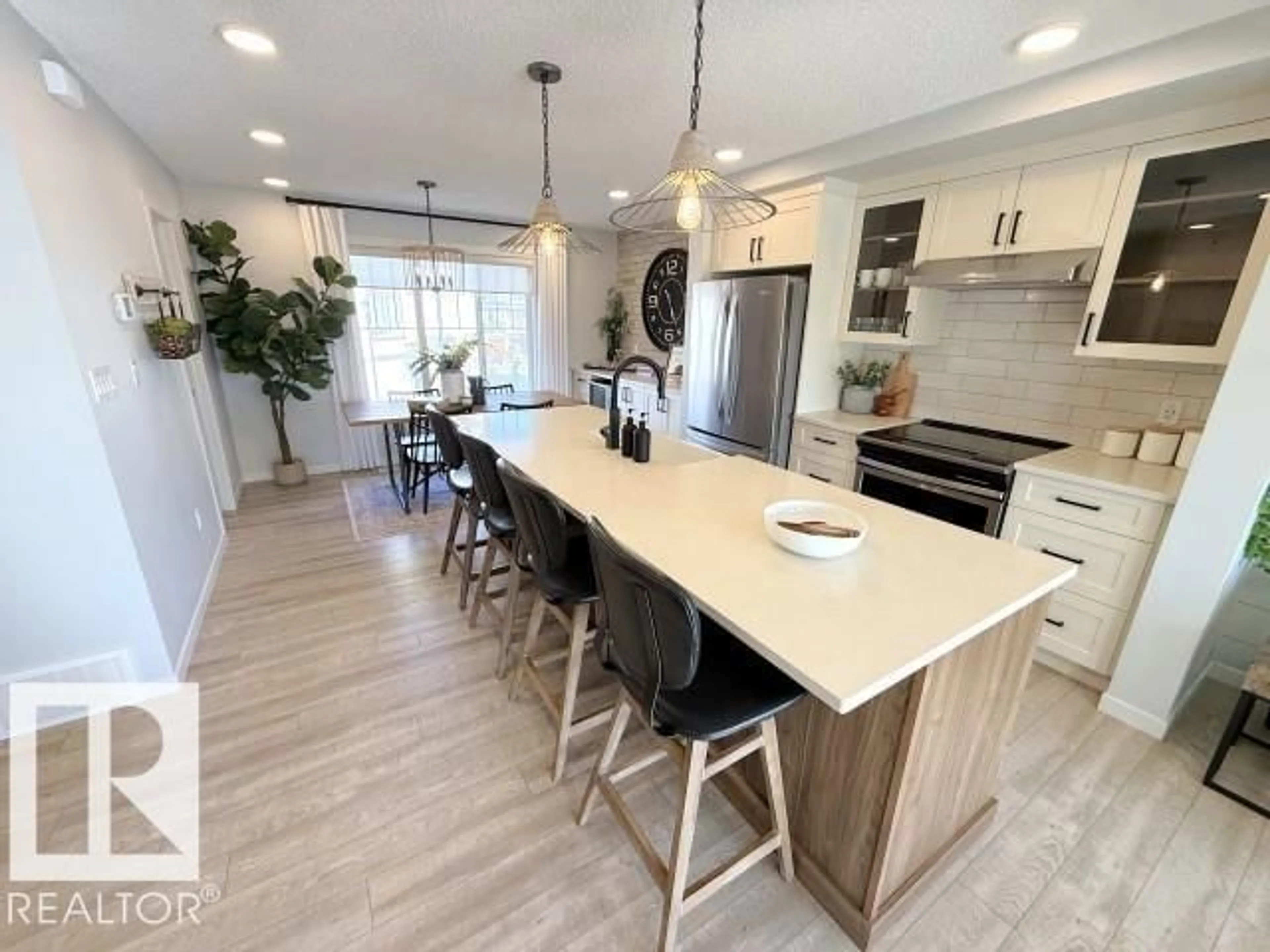 Open concept kitchen, unknown for 67 MCLAUGHLIN DR, Spruce Grove Alberta T7X0E1