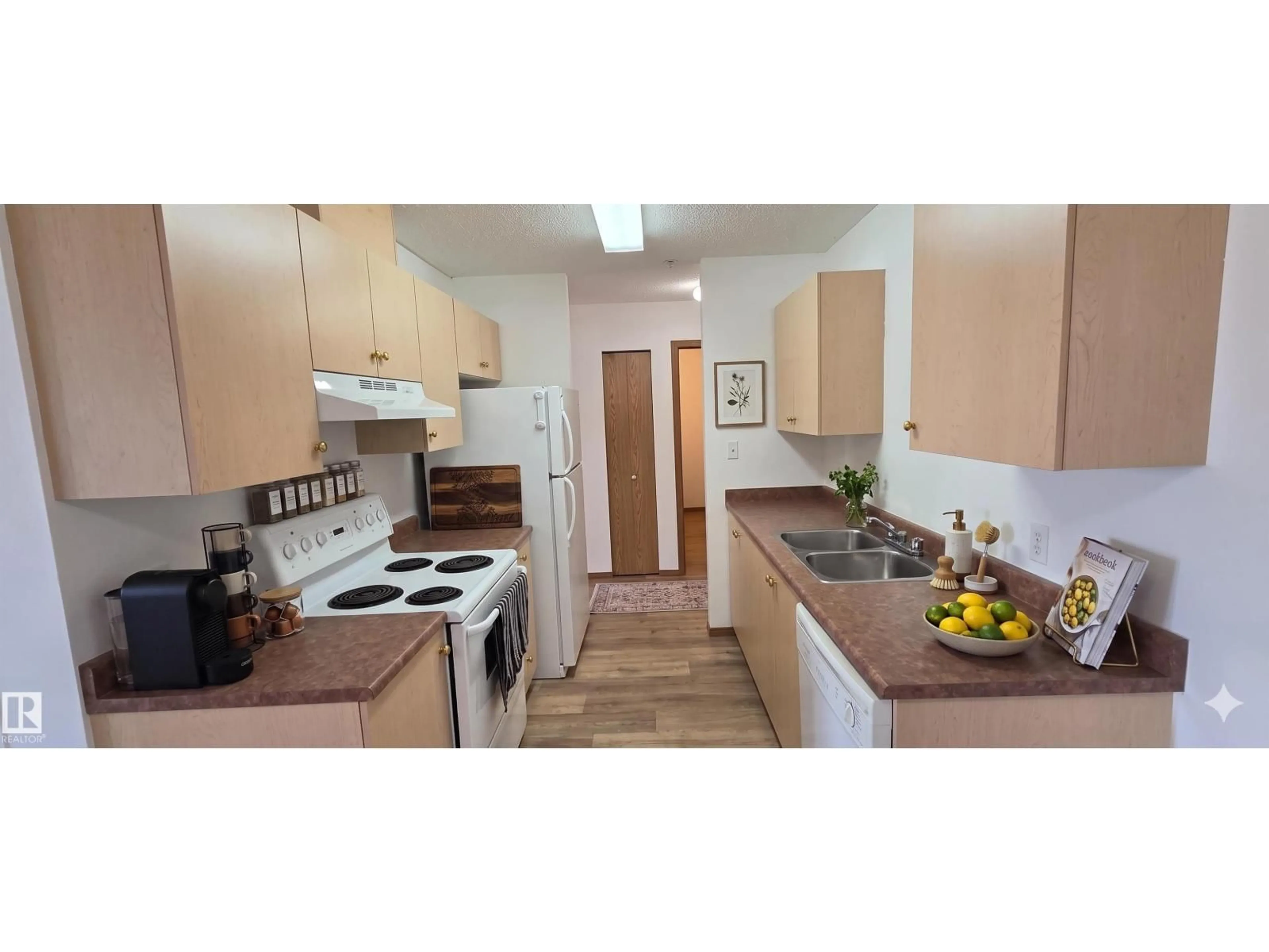 Standard kitchen, wood/laminate floor for #208A - 260 SPRUCE RIDGE RD, Spruce Grove Alberta T7X0A1