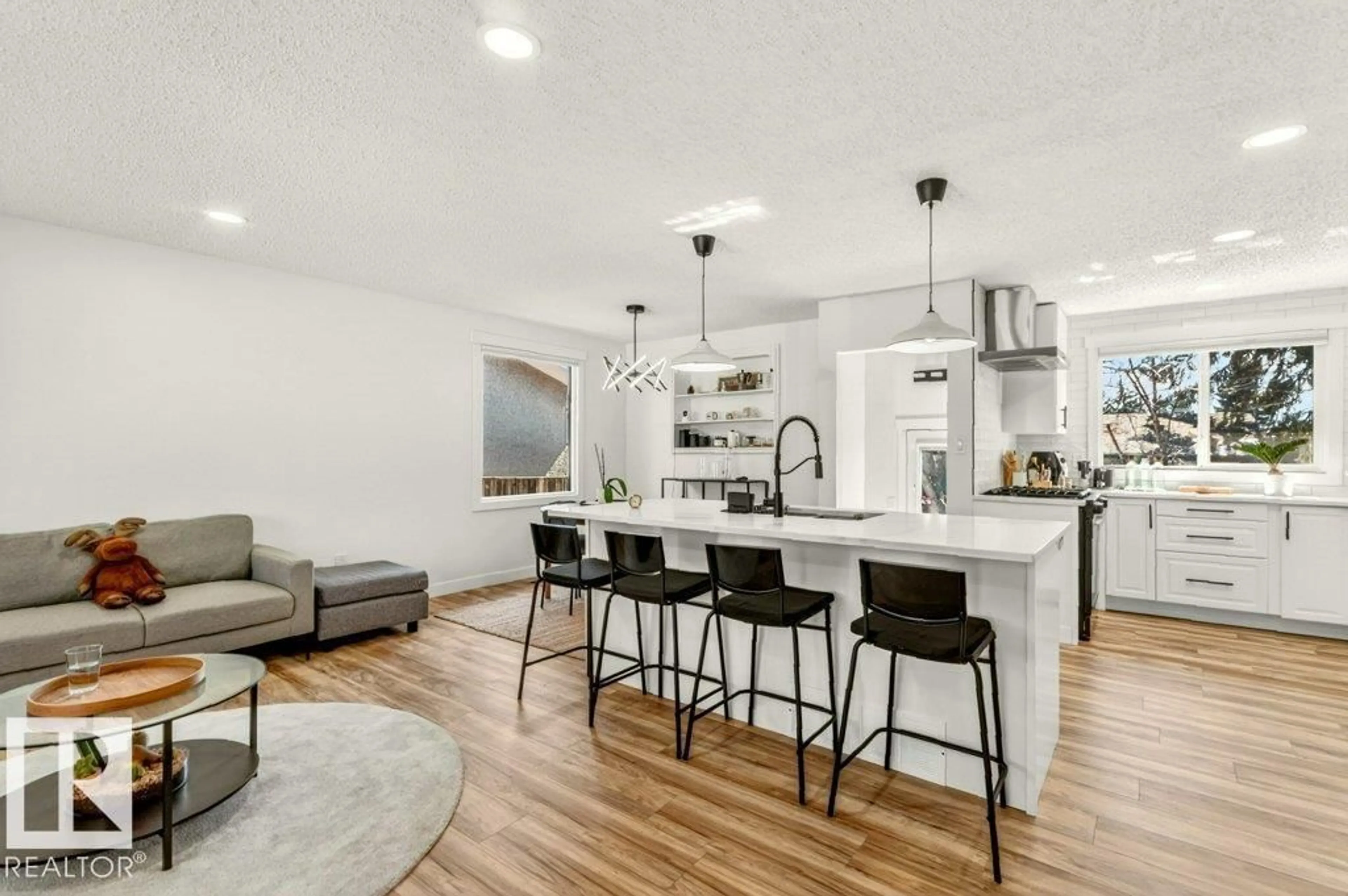 Open concept kitchen, unknown for NW - 11435 46 AV, Edmonton Alberta T6H0A4