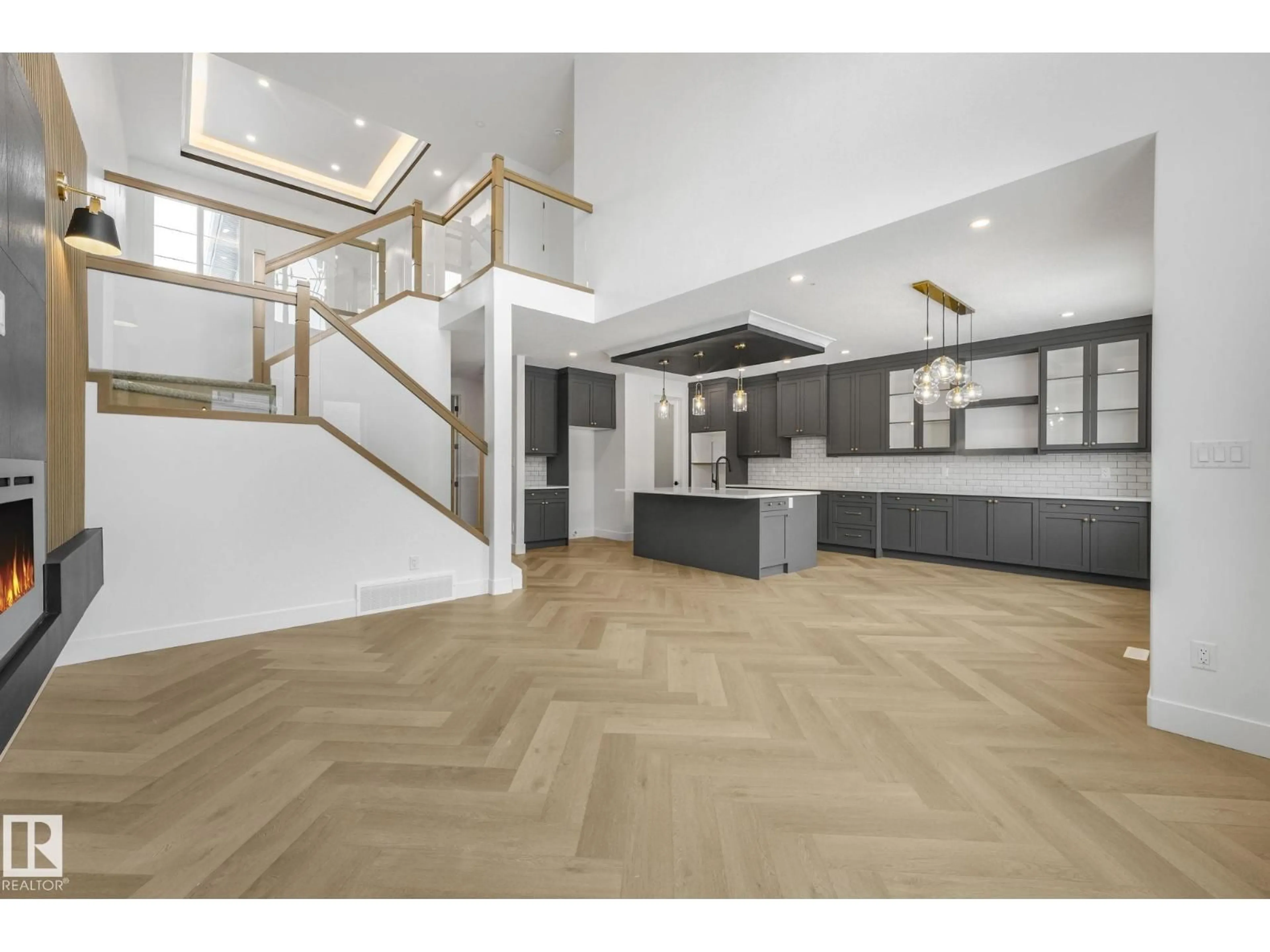 Open concept kitchen, wood/laminate floor for 471 CANTER WD, Sherwood Park Alberta T8H3A9