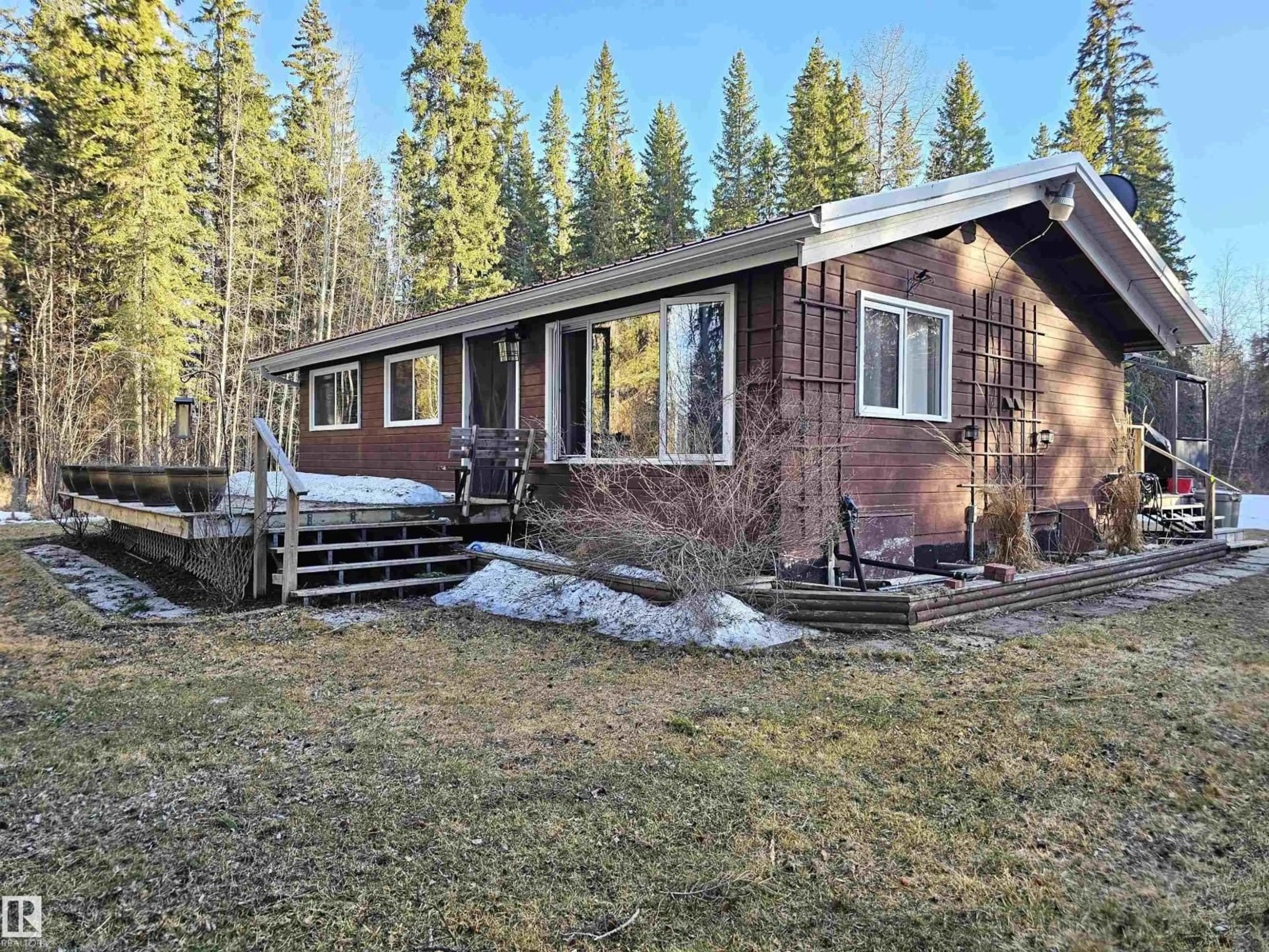 A pic from outside/outdoor area/front of a property/back of a property/a pic from drone, unknown for 13 63065 TWP ROAD 464, Rural Wetaskiwin County Alberta T0C0T0