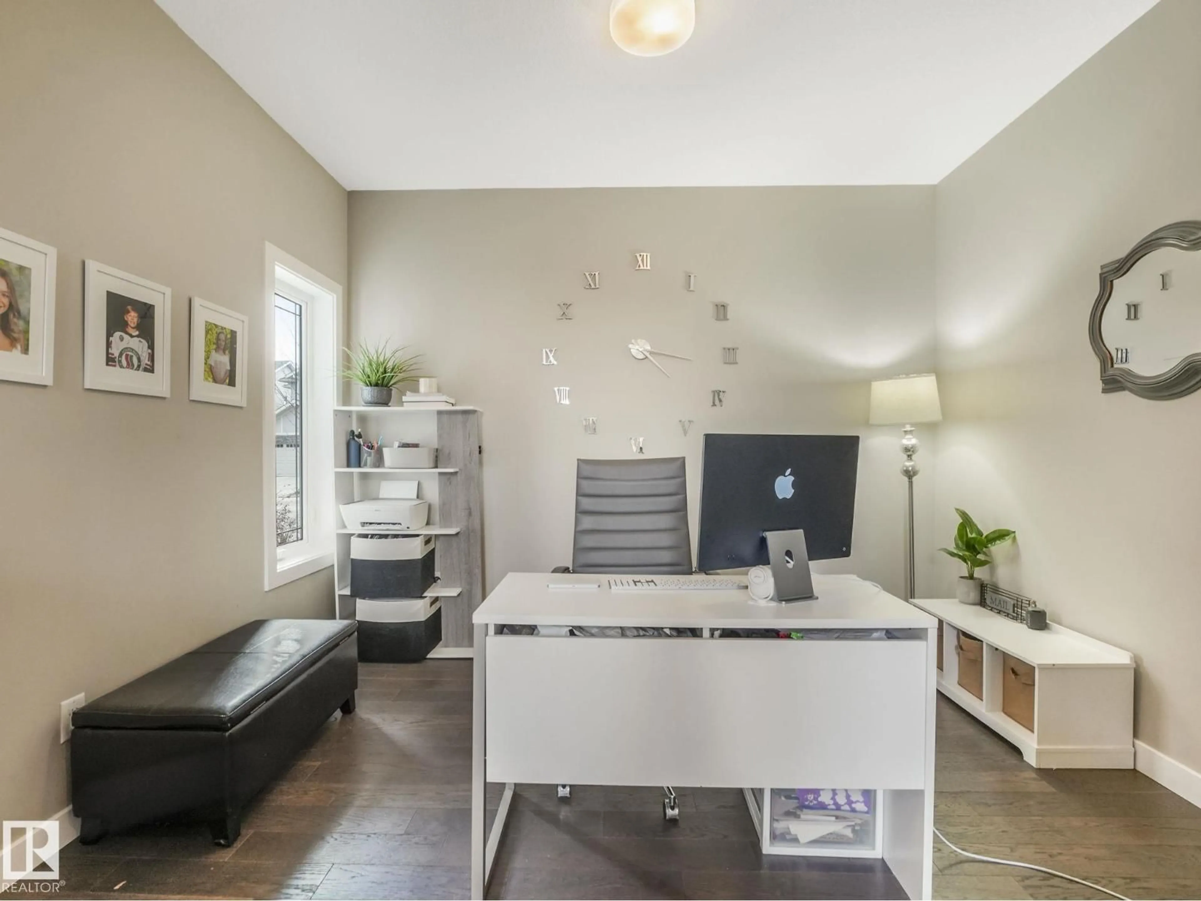 A pic of a room for SW - 15835 10 AV, Edmonton Alberta T6W2H2