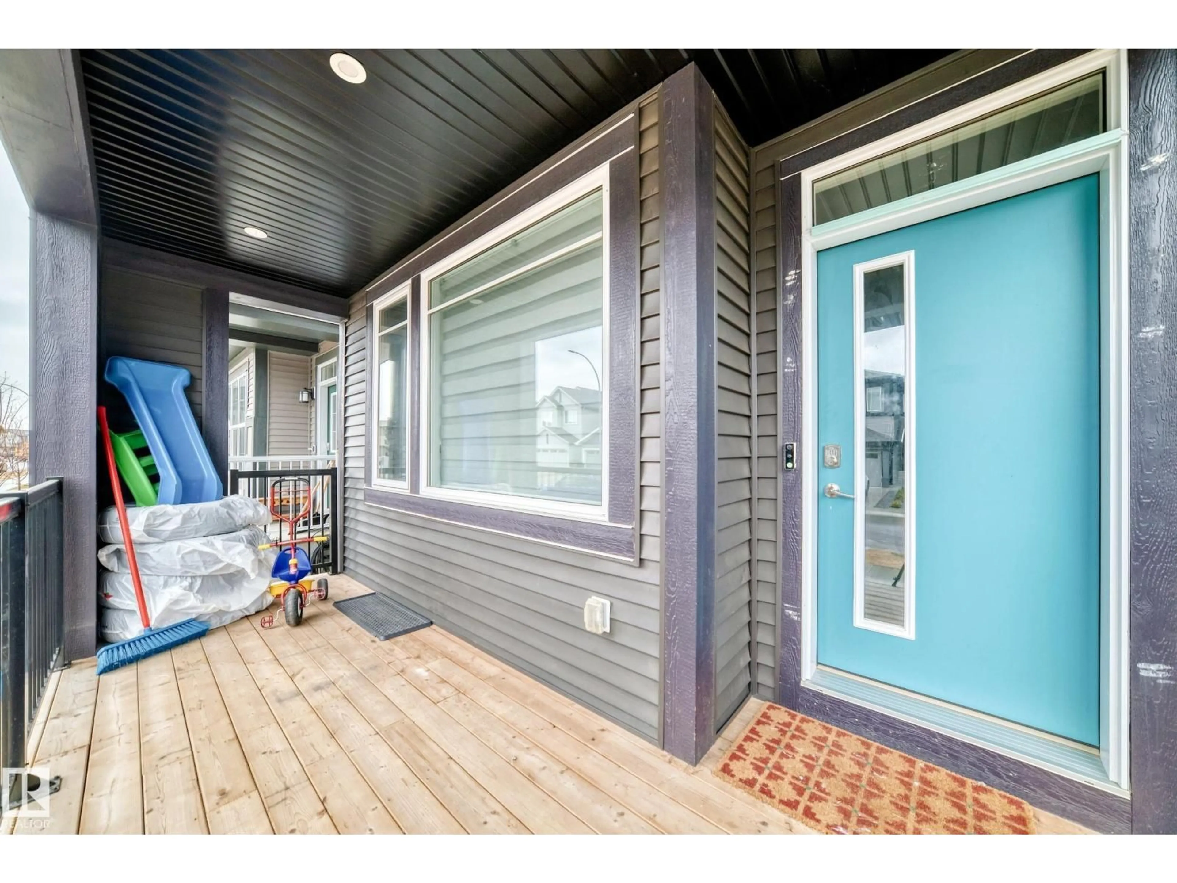 Unknown for NW - 9912 226 ST, Edmonton Alberta T5T7V2