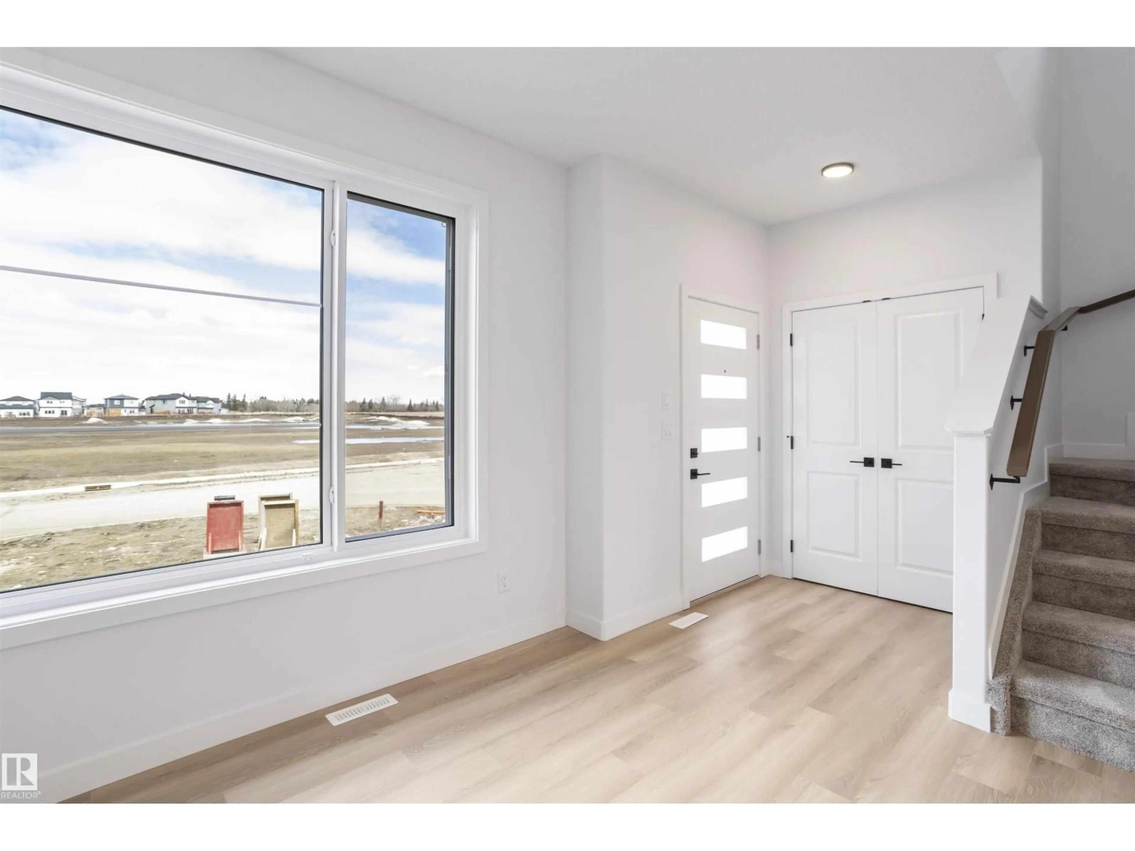 Indoor entryway for 258 BLACK STONE DR, Leduc Alberta T9E1G2