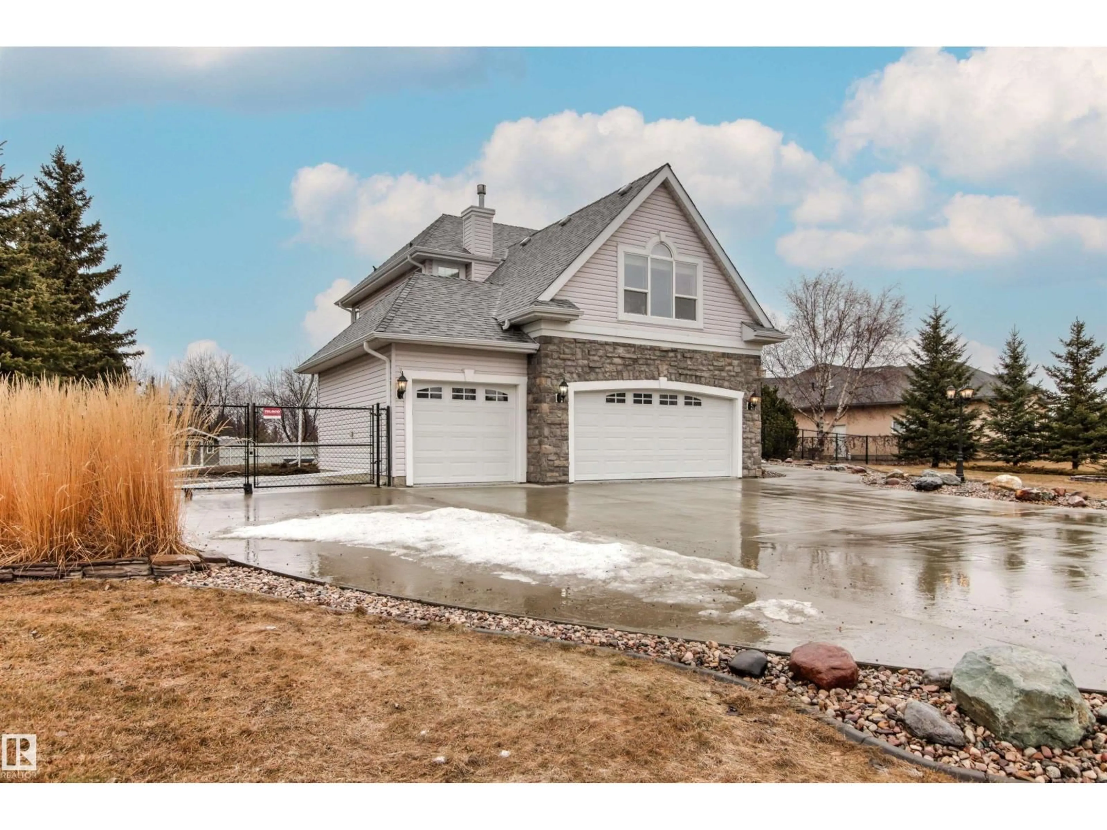 Indoor garage for 53302 - 20 RGE ROAD 261, Rural Parkland County Alberta T7Y1A7