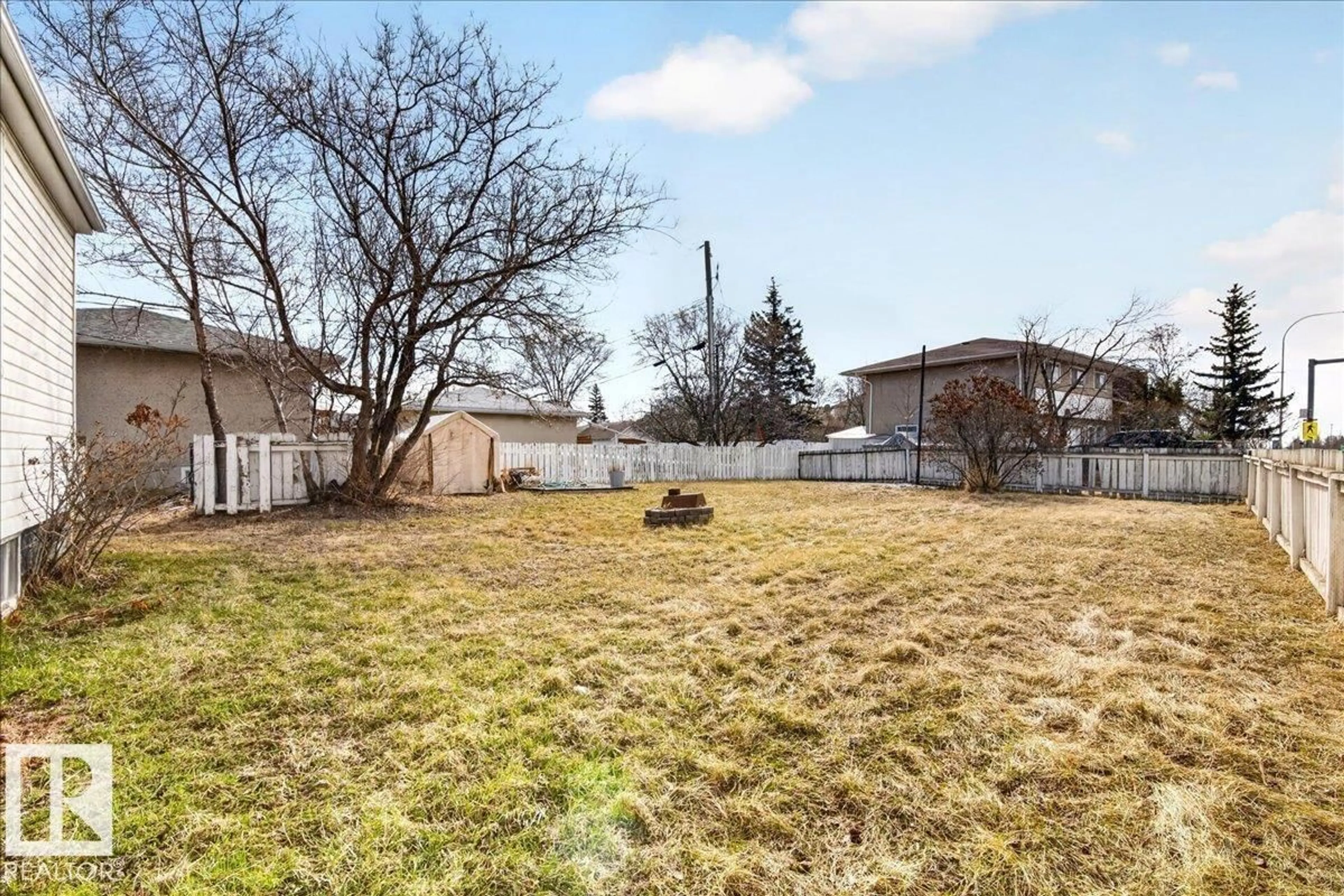 A pic from outside/outdoor area/front of a property/back of a property/a pic from drone, street for 4529 46A AV, Leduc Alberta T9E5V7