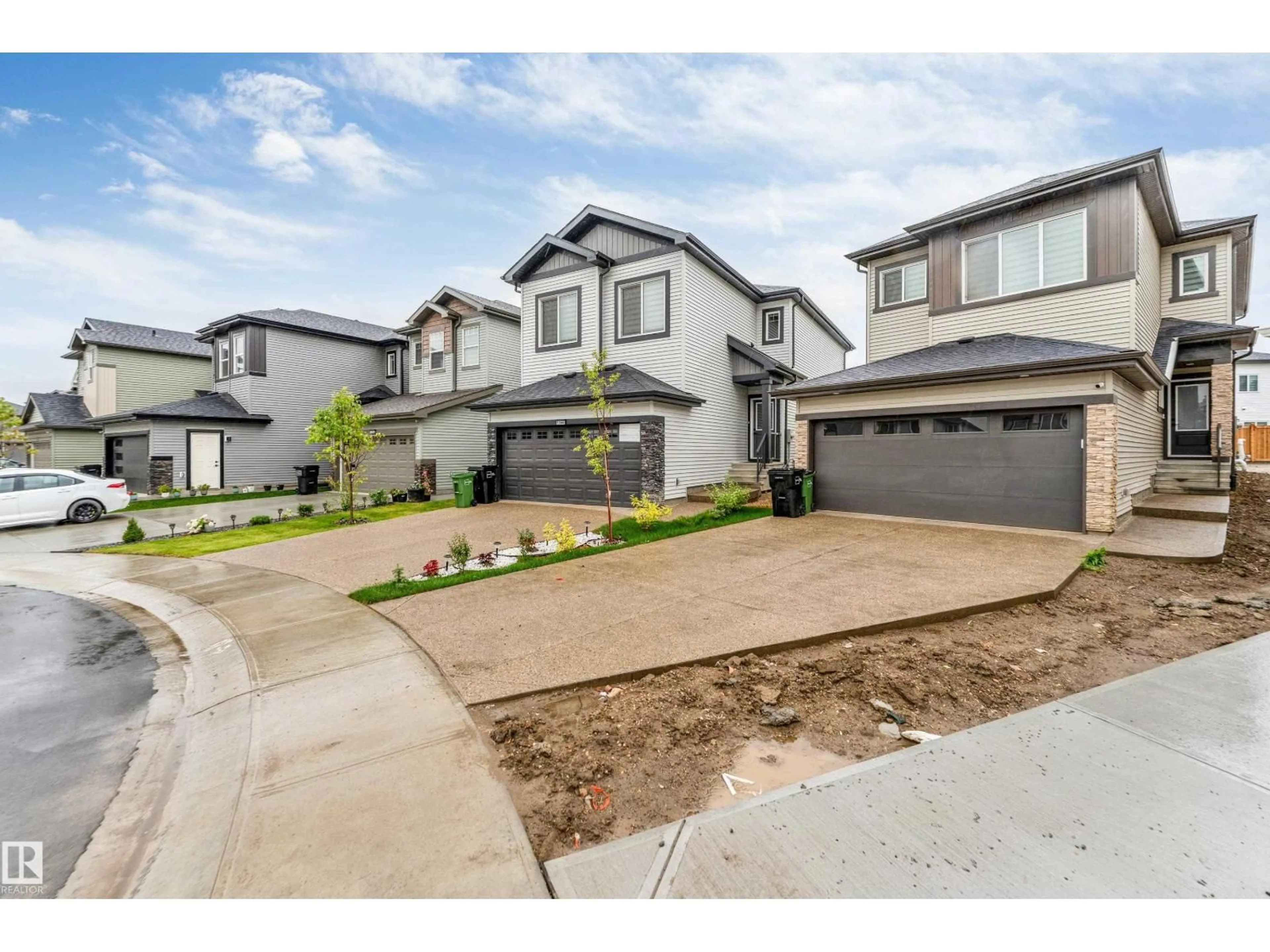 Unknown for 1336 11 AV, Edmonton Alberta T6T2W4