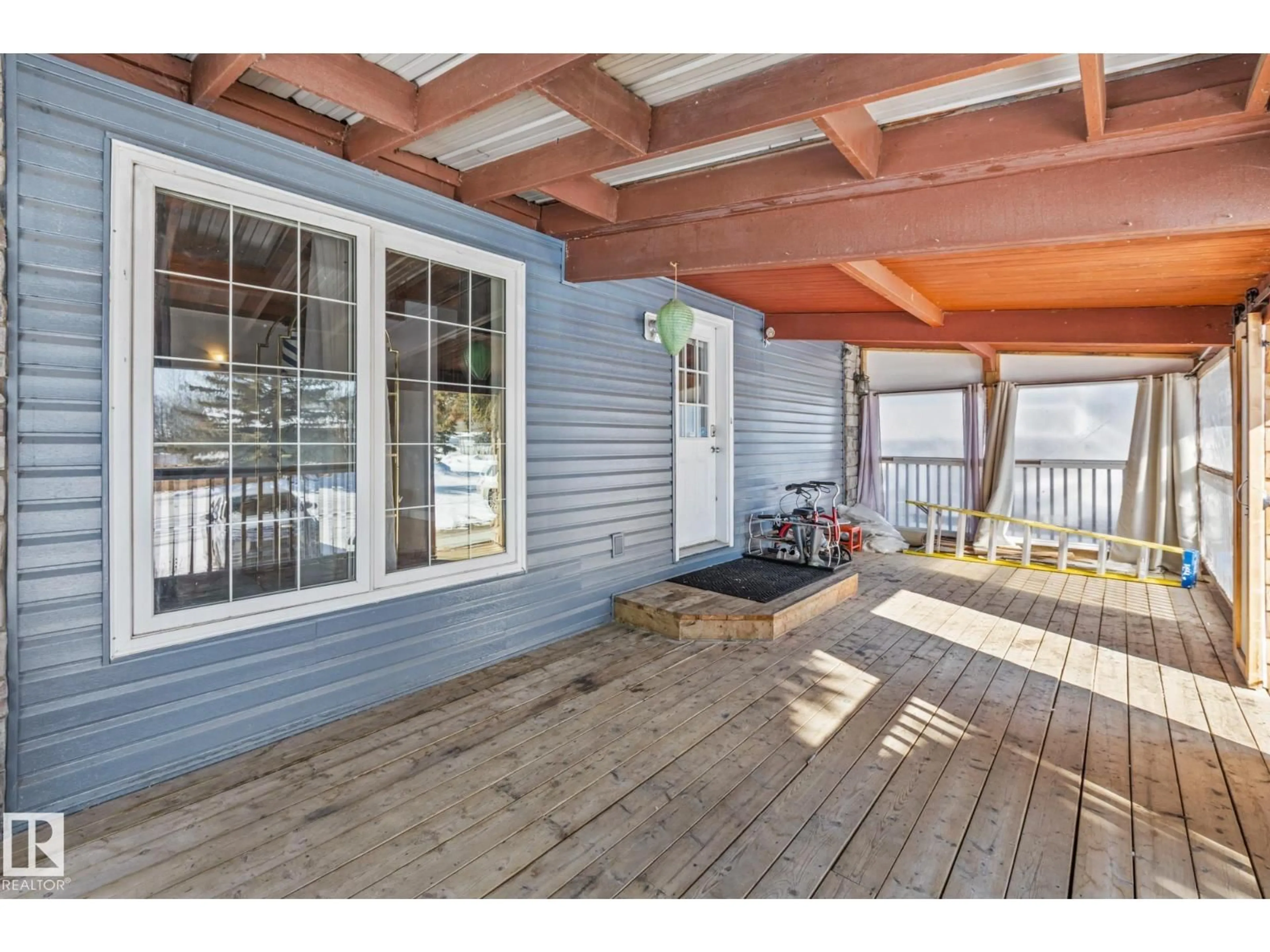 Patio, water/lake/river/ocean view for 318 MAIN ST, Ferintosh Alberta T0B1M0