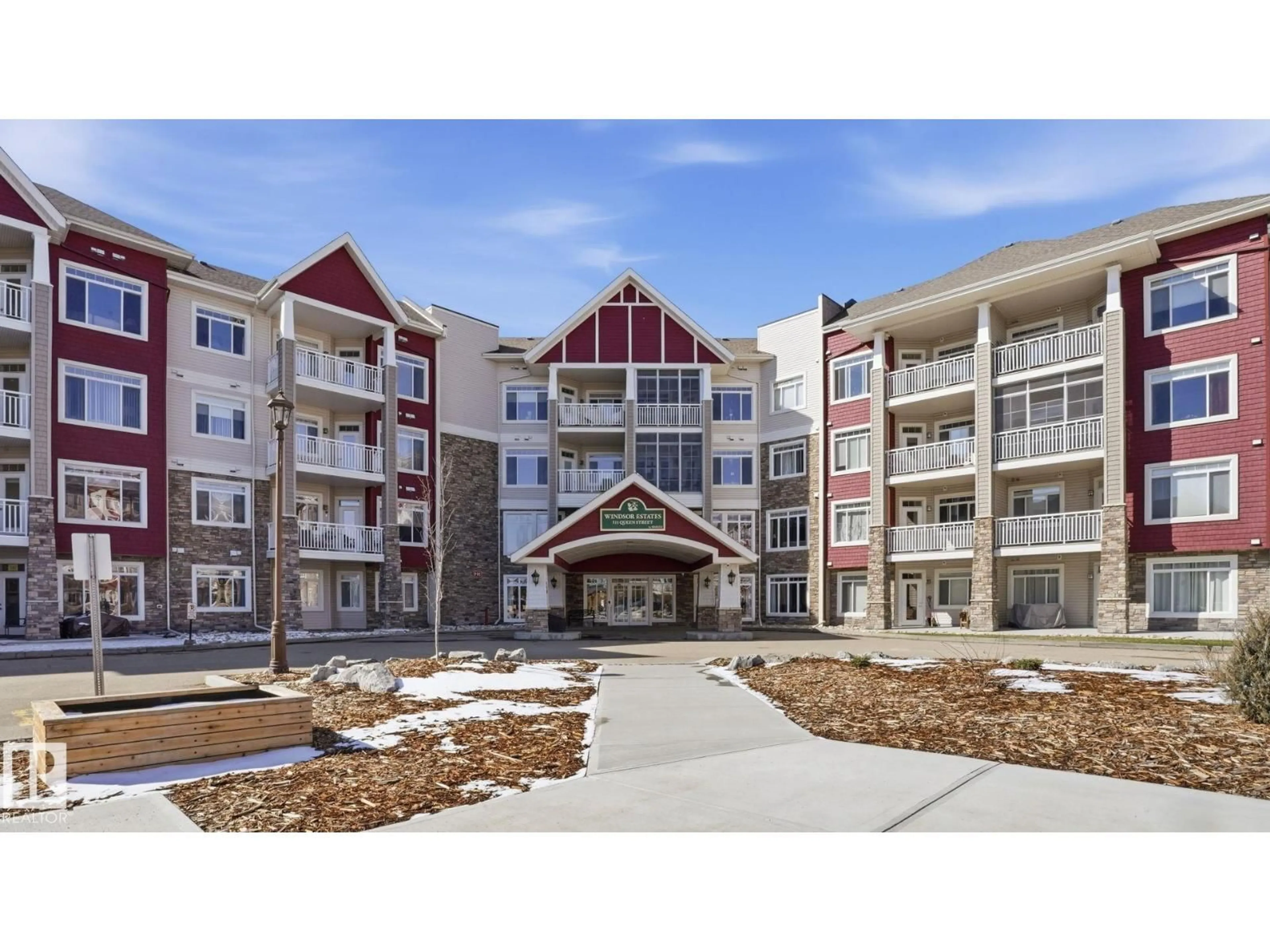 Indoor foyer for #421 - 511 QUEEN ST, Spruce Grove Alberta T7X0G4