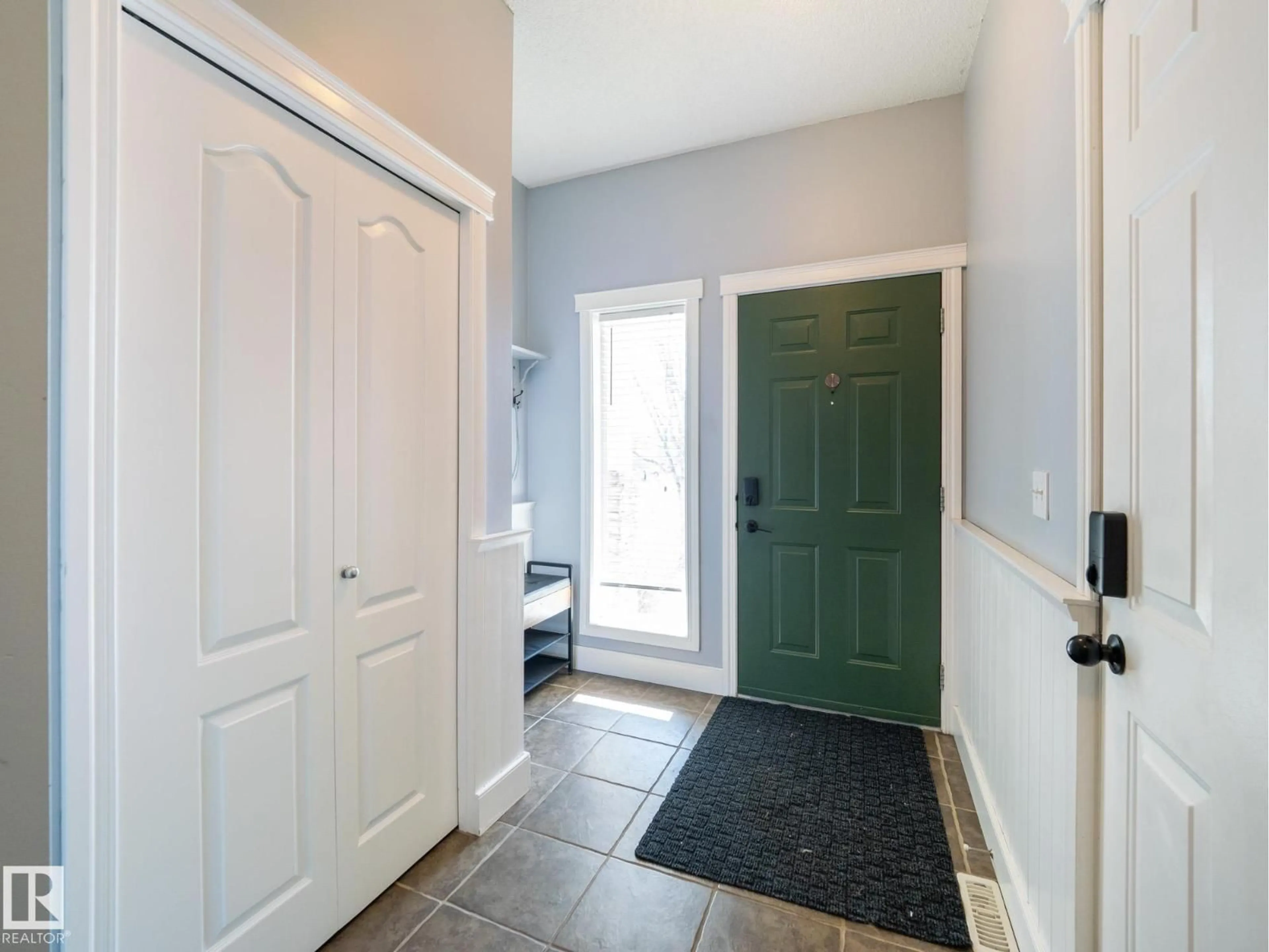Indoor entryway for 133 - 53 EASTGATE WY, St. Albert Alberta T8N7M9