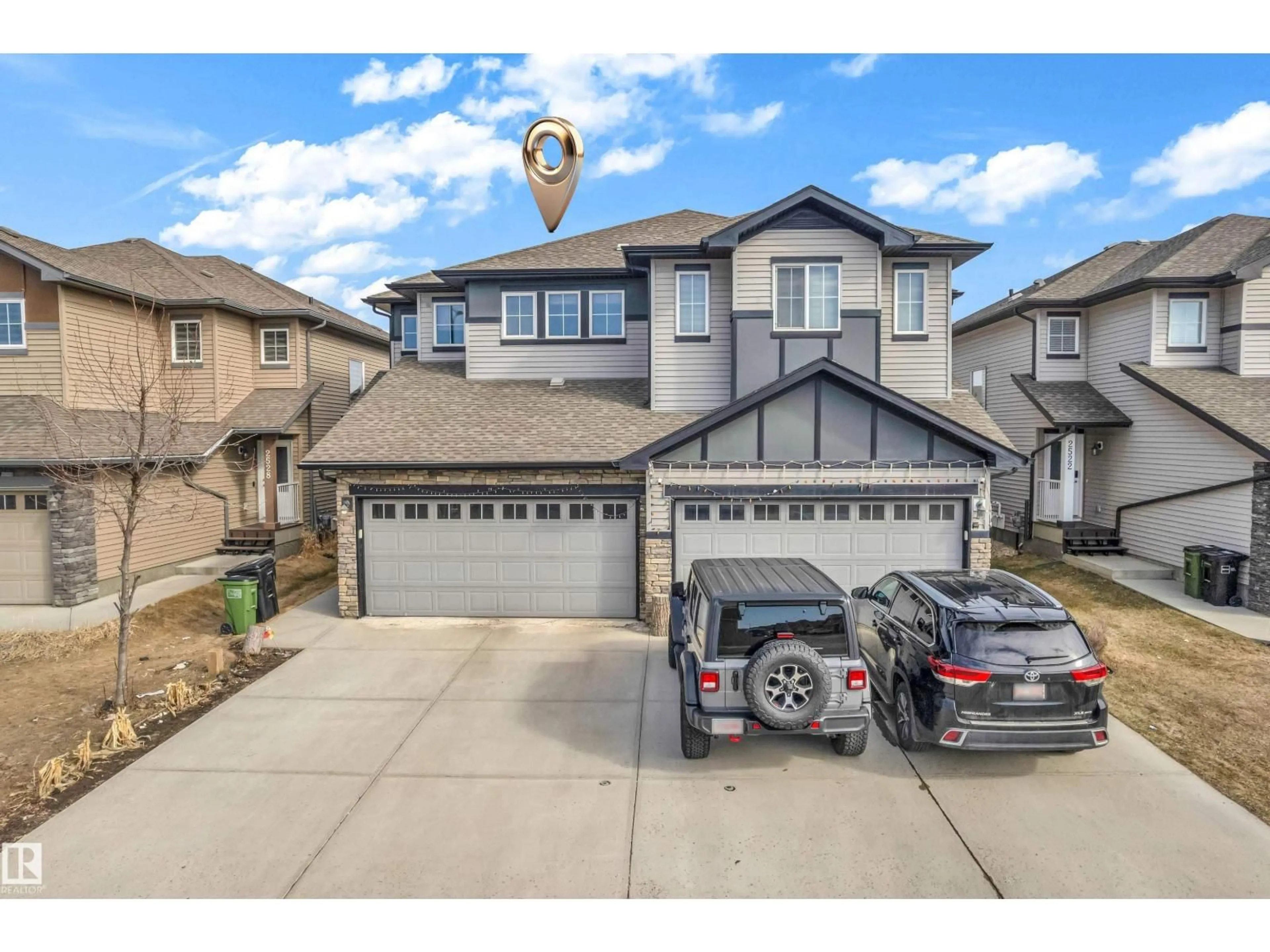 A pic from outside/outdoor area/front of a property/back of a property/a pic from drone, street for 2526 19A AV, Edmonton Alberta T6T2E1