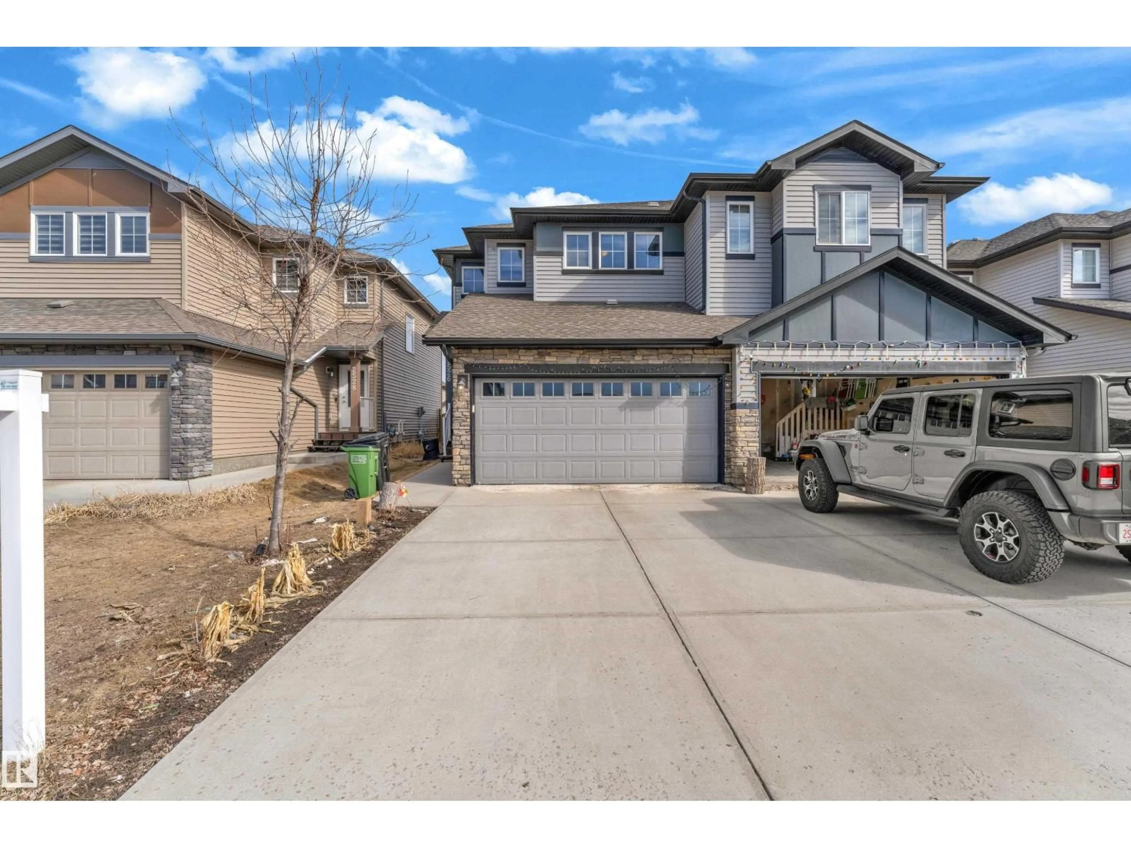 Unknown for 2526 19A AV, Edmonton Alberta T6T2E1