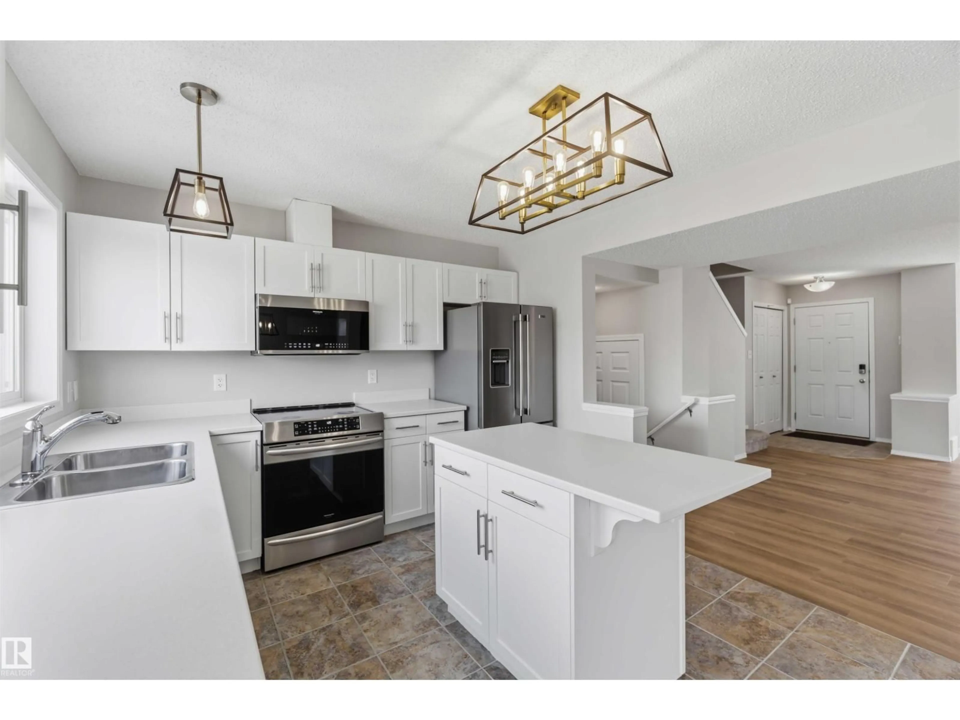 Open concept kitchen, unknown for SW - 2003 71 ST, Edmonton Alberta T6X0K2