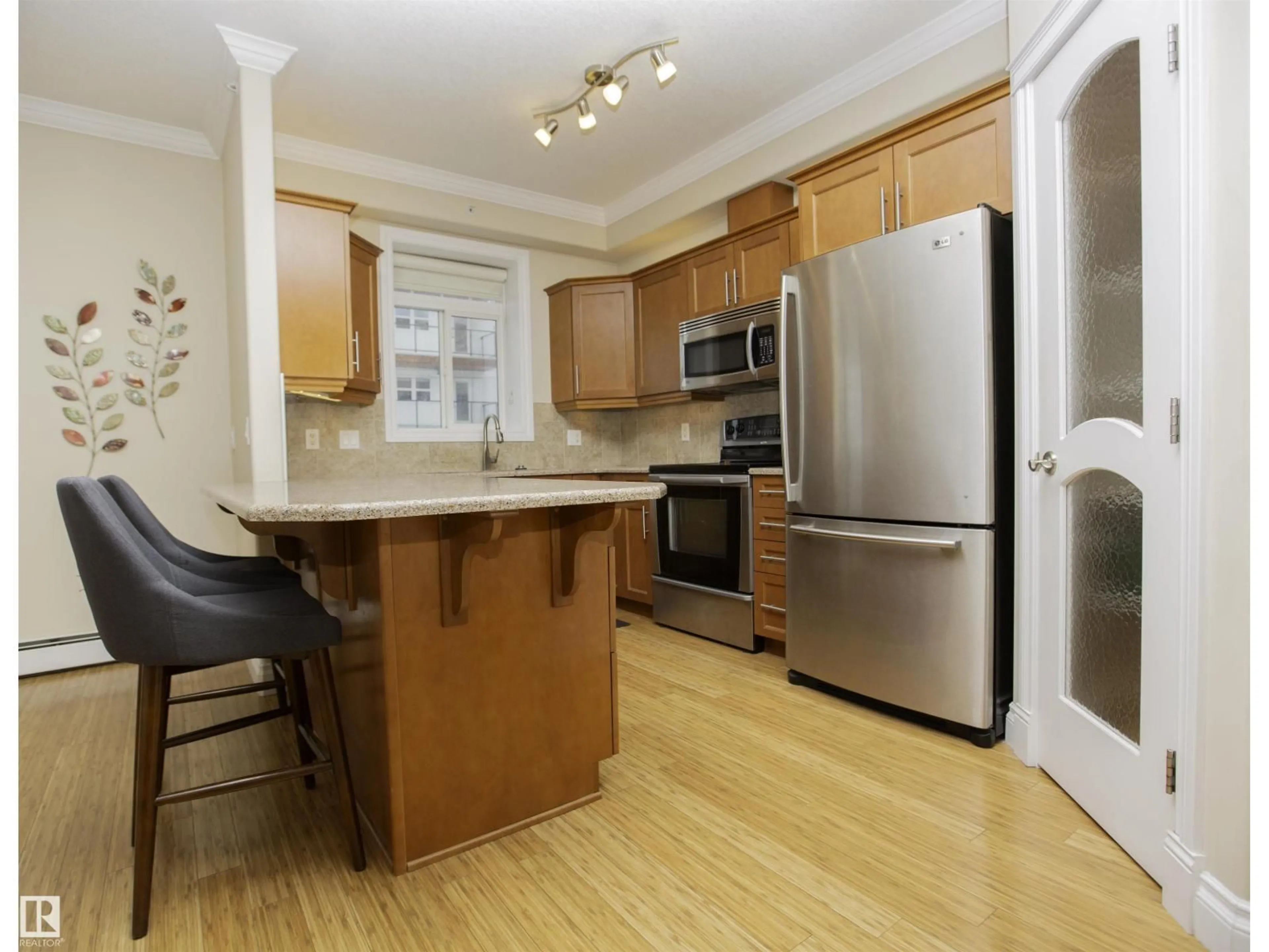 Standard kitchen, wood/laminate floor for 202 - 8631 108 ST, Edmonton Alberta T6E4M5