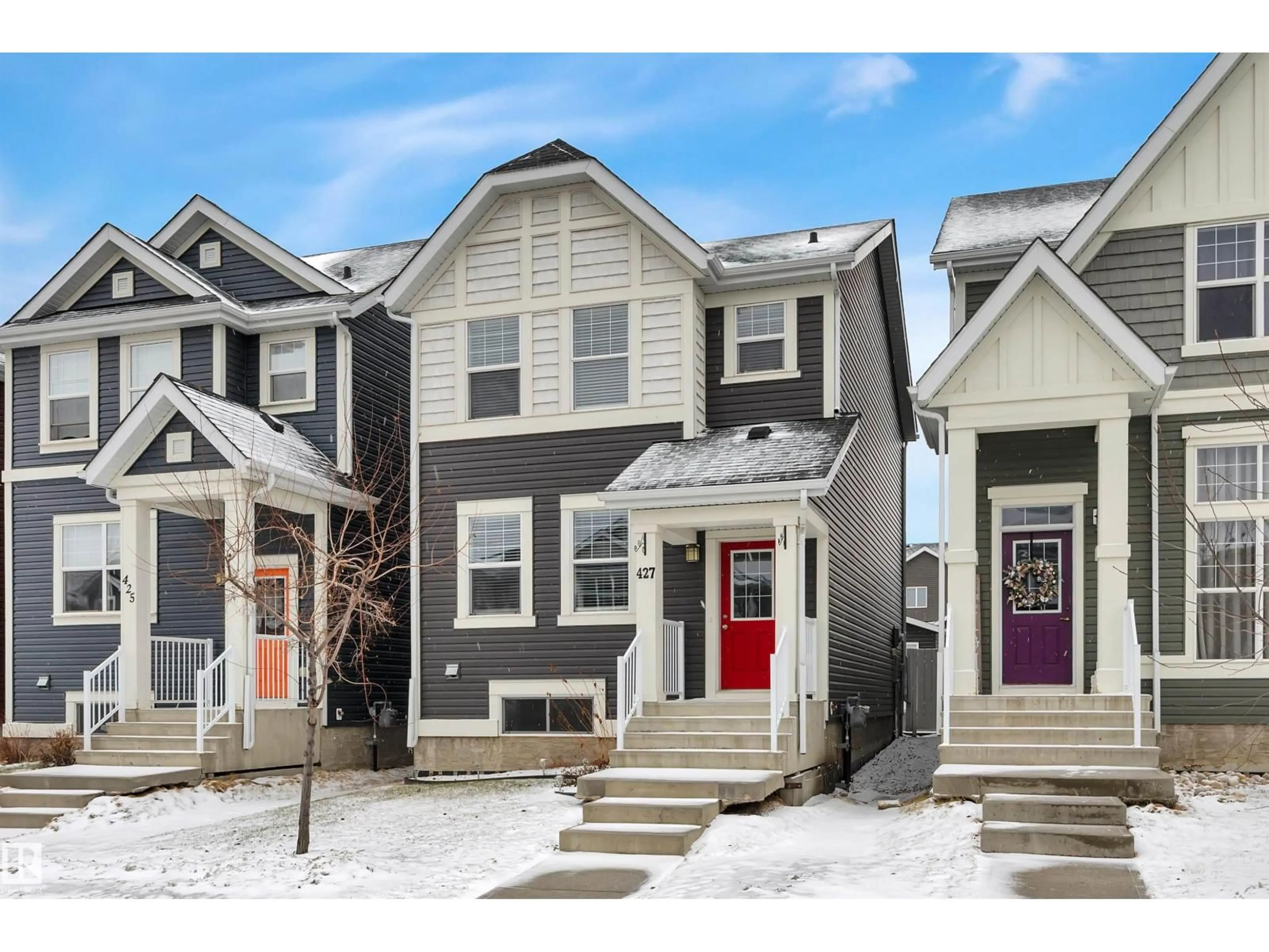 Home with vinyl exterior material, street for 427 SIMPKINS LI, Leduc Alberta T9E1B3