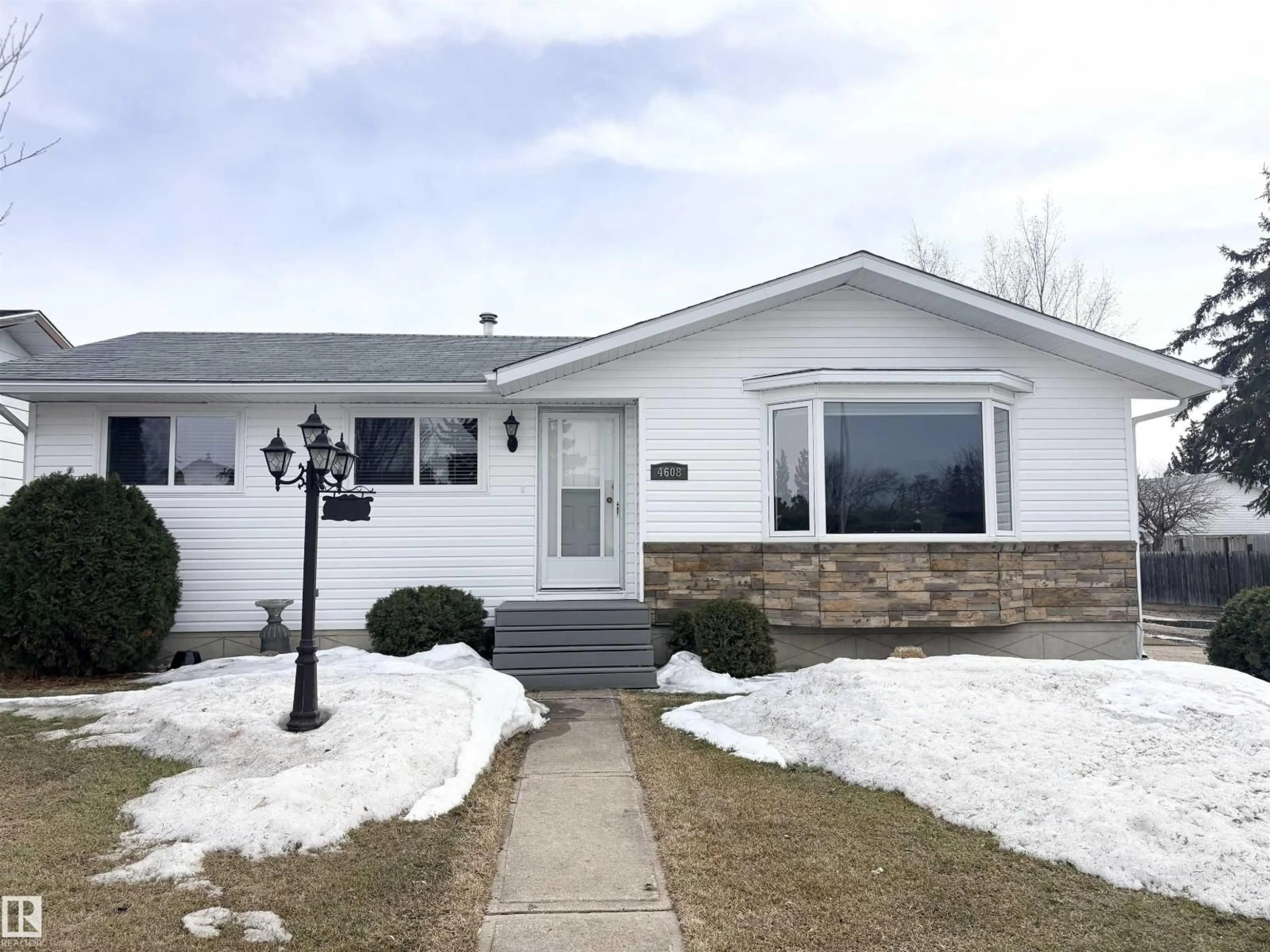 Home with vinyl exterior material, street for 4608 41 AV, Bonnyville Town Alberta T9N1P8