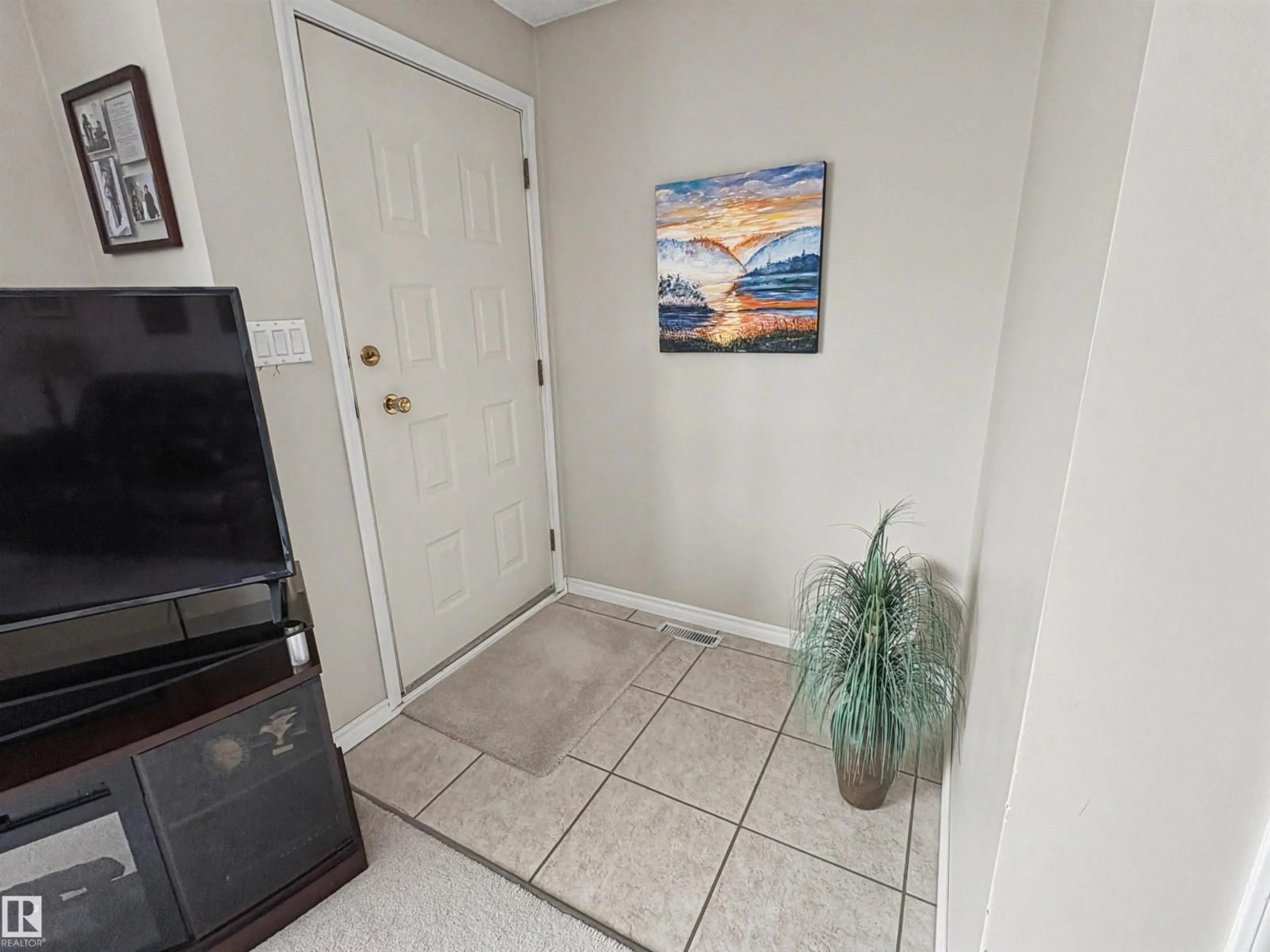 Indoor entryway for 4608 41 AV, Bonnyville Town Alberta T9N1P8