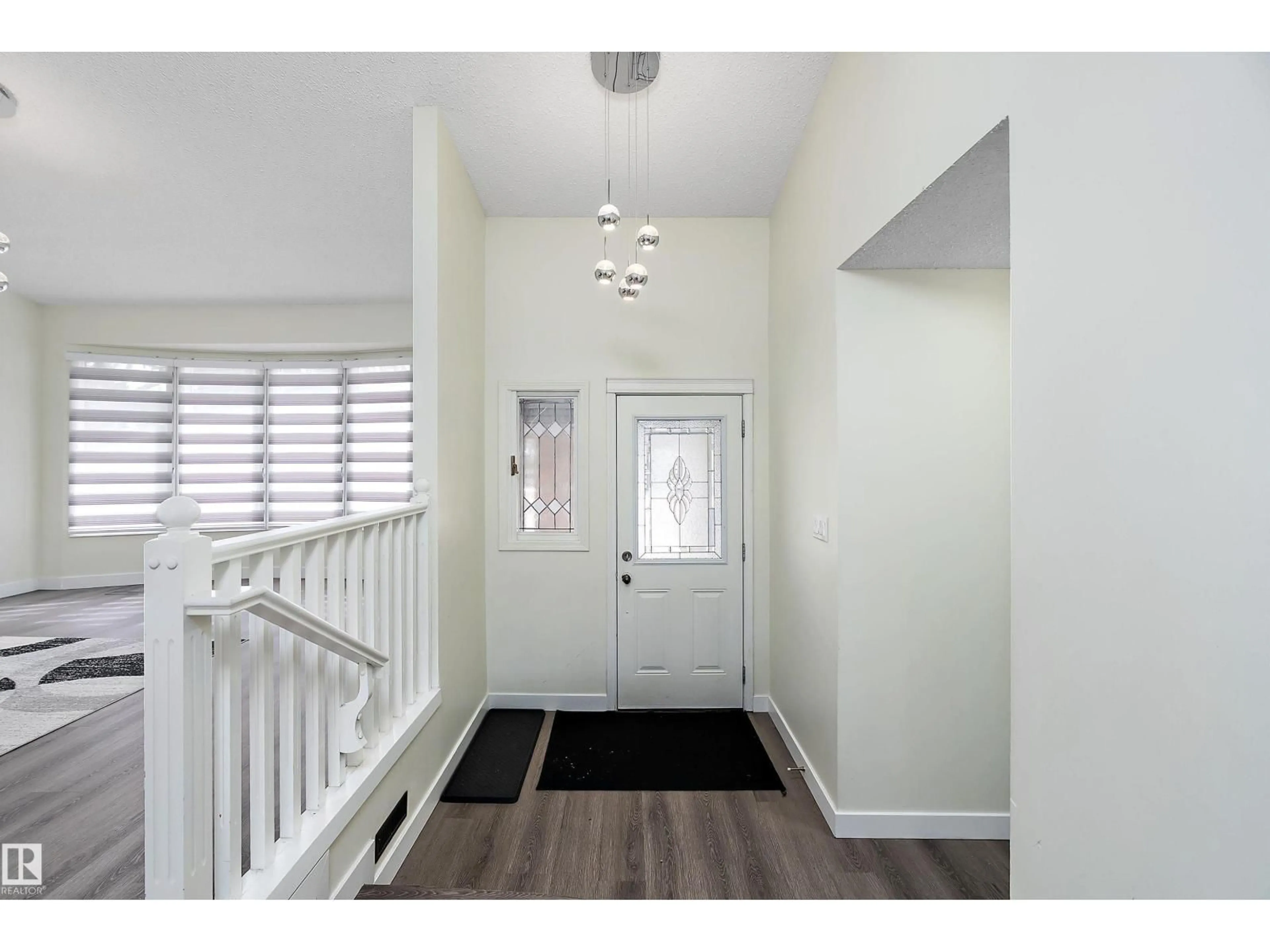 Indoor entryway for 11020 158 AV, Edmonton Alberta T5X4V4