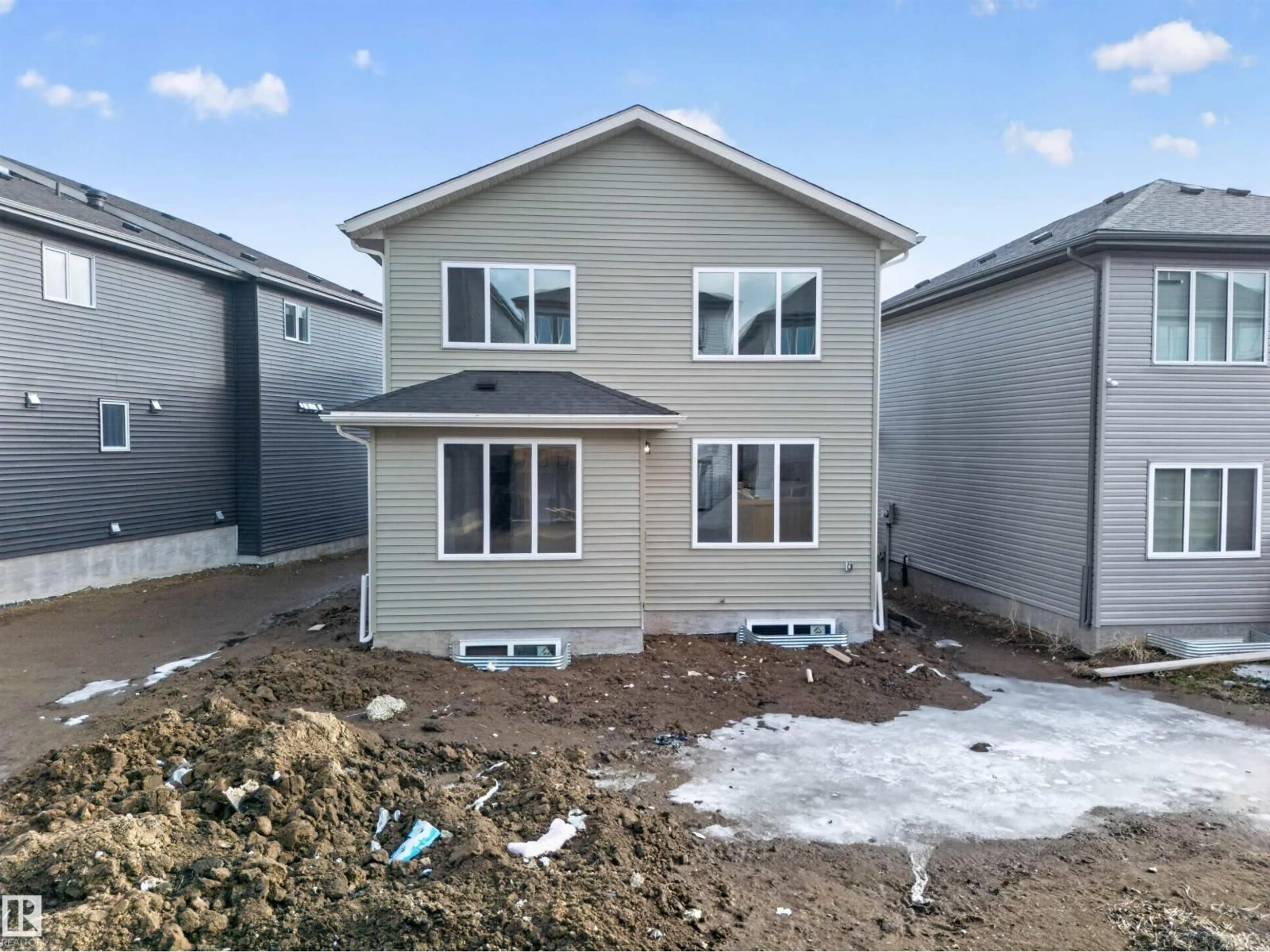 Home with vinyl exterior material, building for 3906 41 AV, Beaumont Alberta T4X3B5