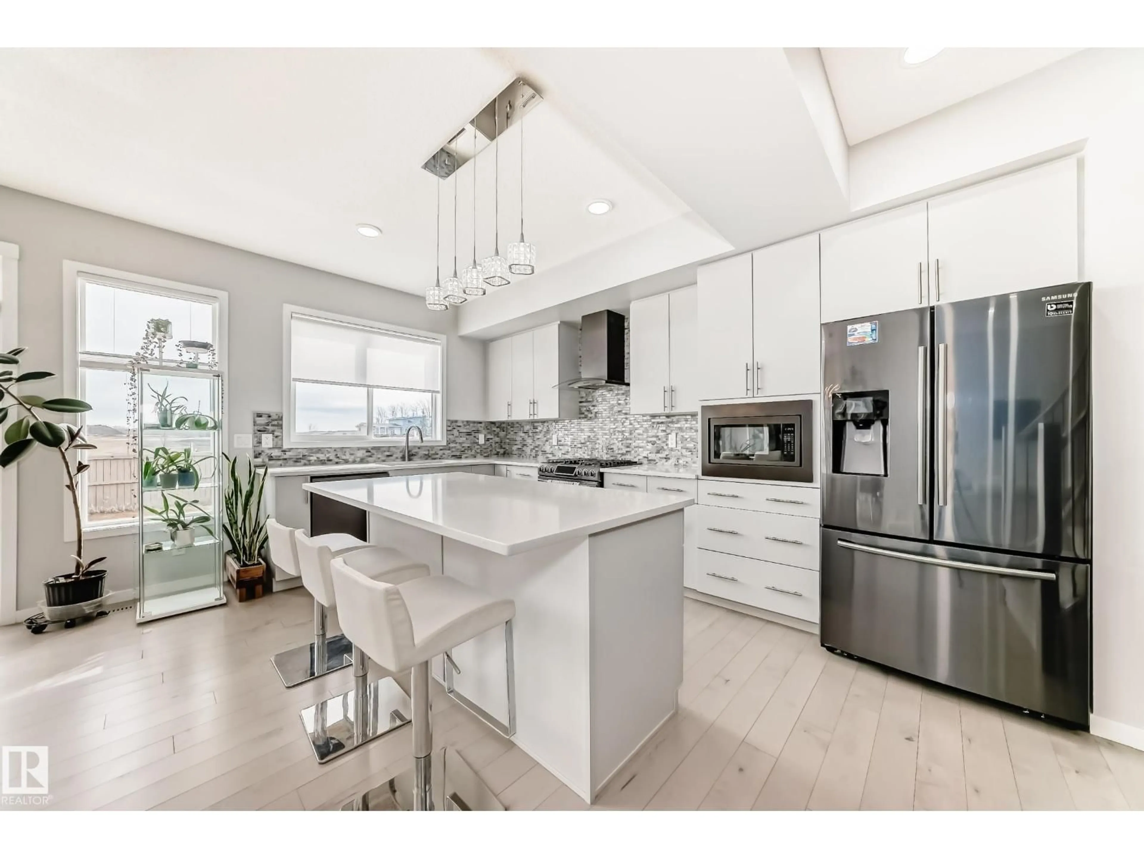 Open concept kitchen, ceramic/tile floor for 2043 51 ST, Edmonton Alberta T6X1Z8