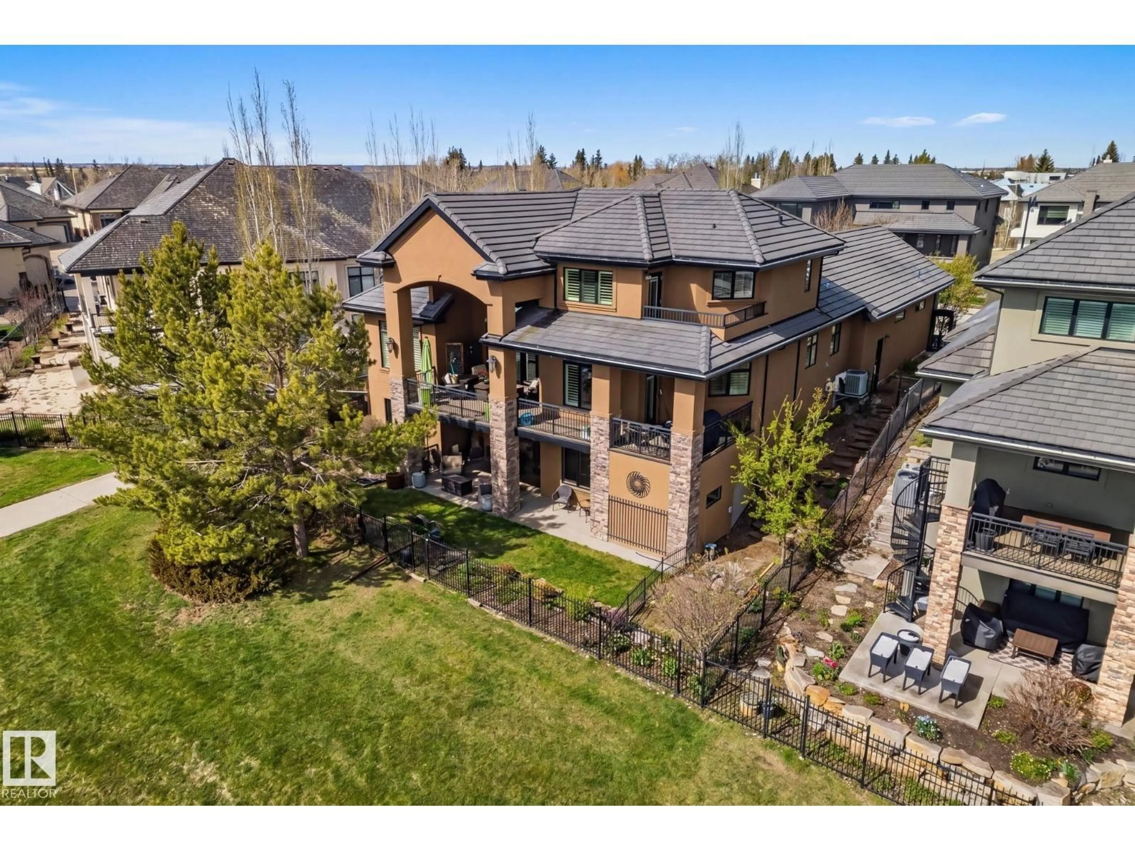 A pic from outside/outdoor area/front of a property/back of a property/a pic from drone, mountain view for 3048 WATSON LANDING LD, Edmonton Alberta T6W2G4