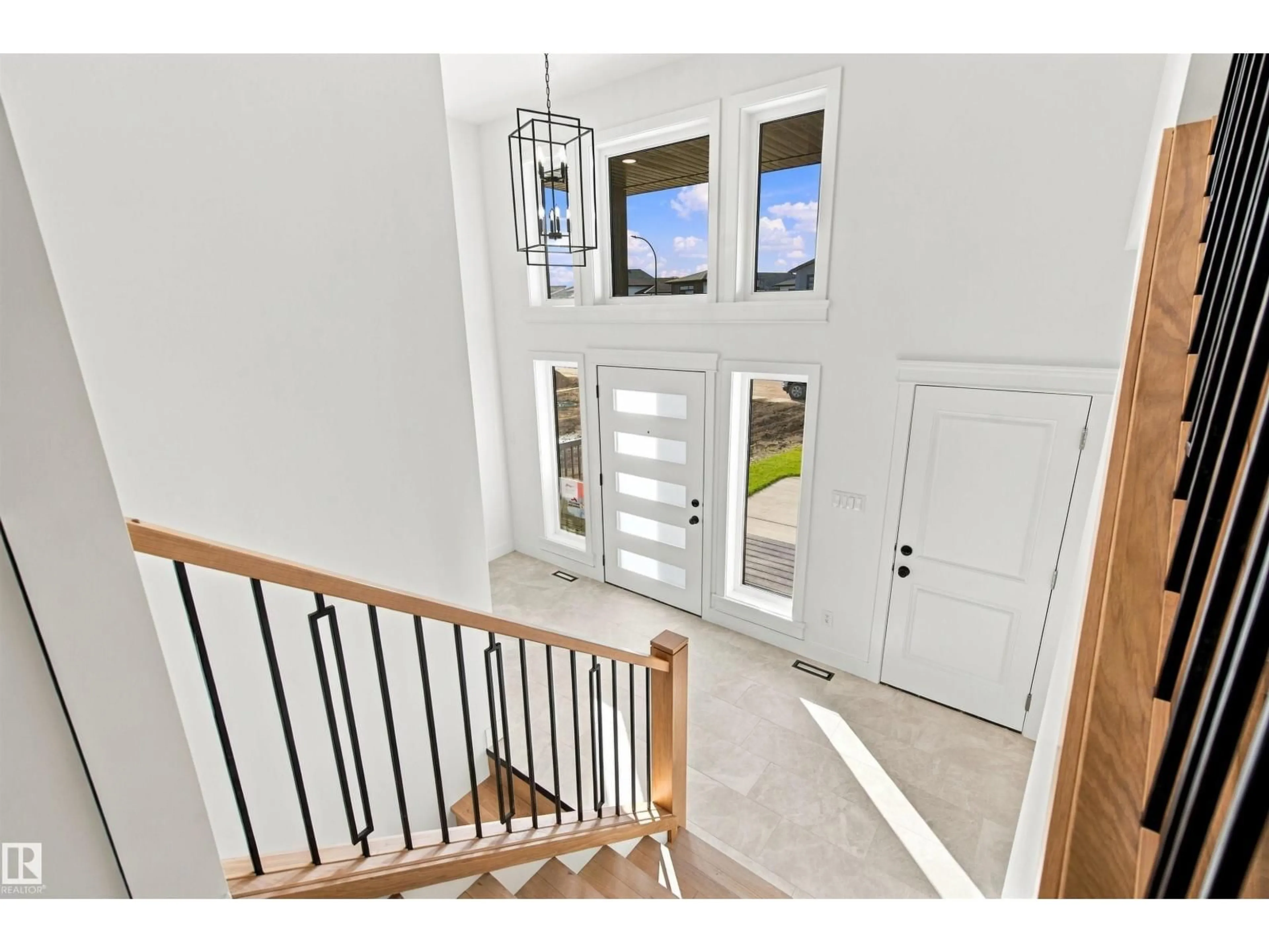 Indoor entryway for 319 FUNDY WY, Cold Lake Alberta T9M0M4