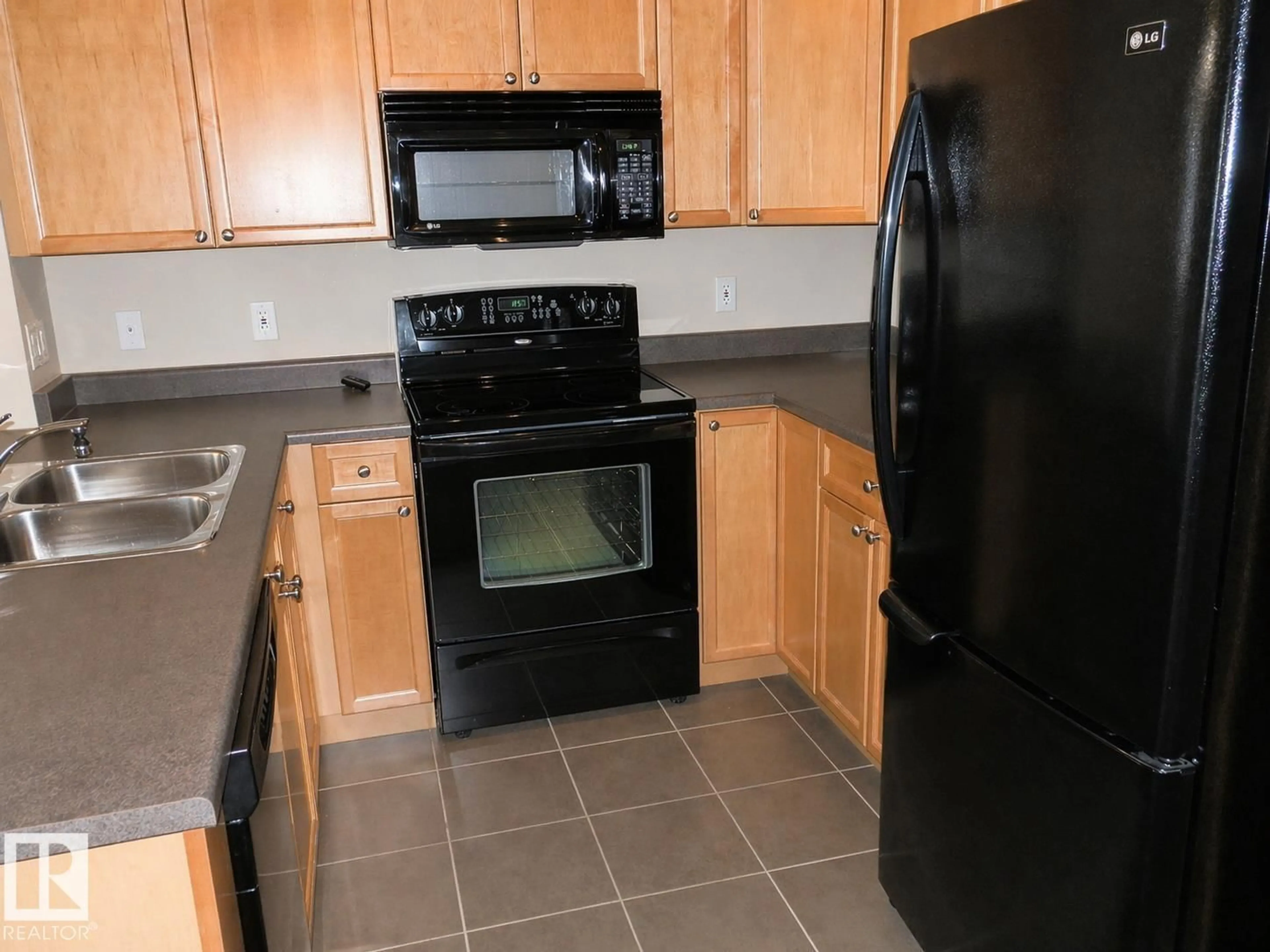 Standard kitchen, ceramic/tile floor for #417 - 4403 23 ST NW, Edmonton Alberta T6T0E4