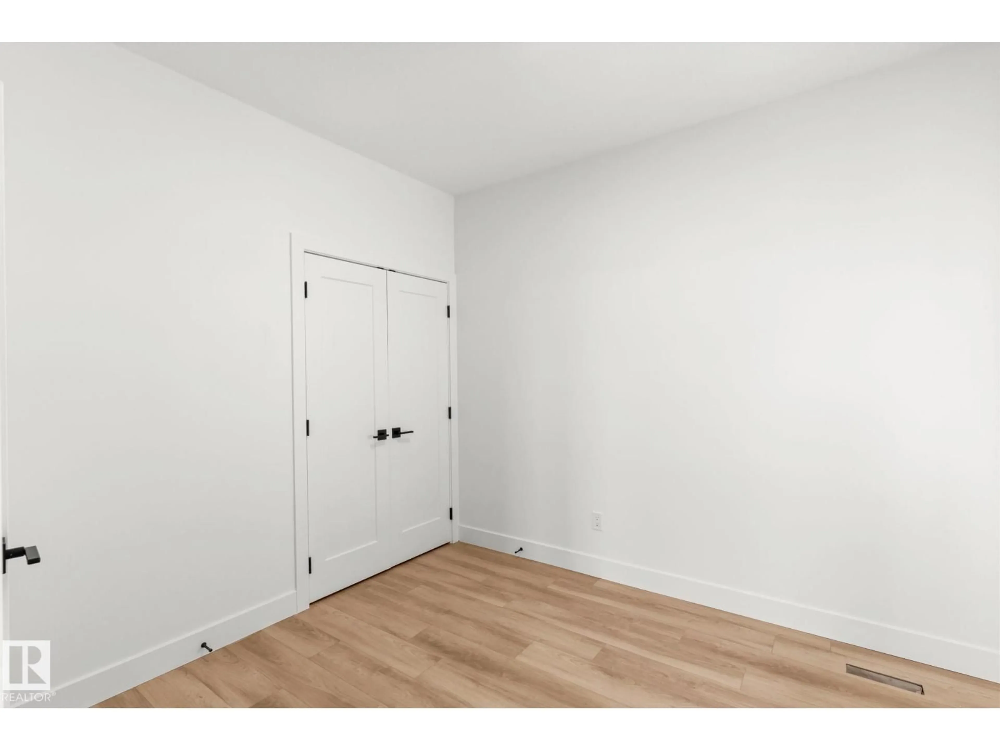 Storage room or clothes room or walk-in closet for 11 ARTHUR WY, Spruce Grove Alberta T7X0Y4