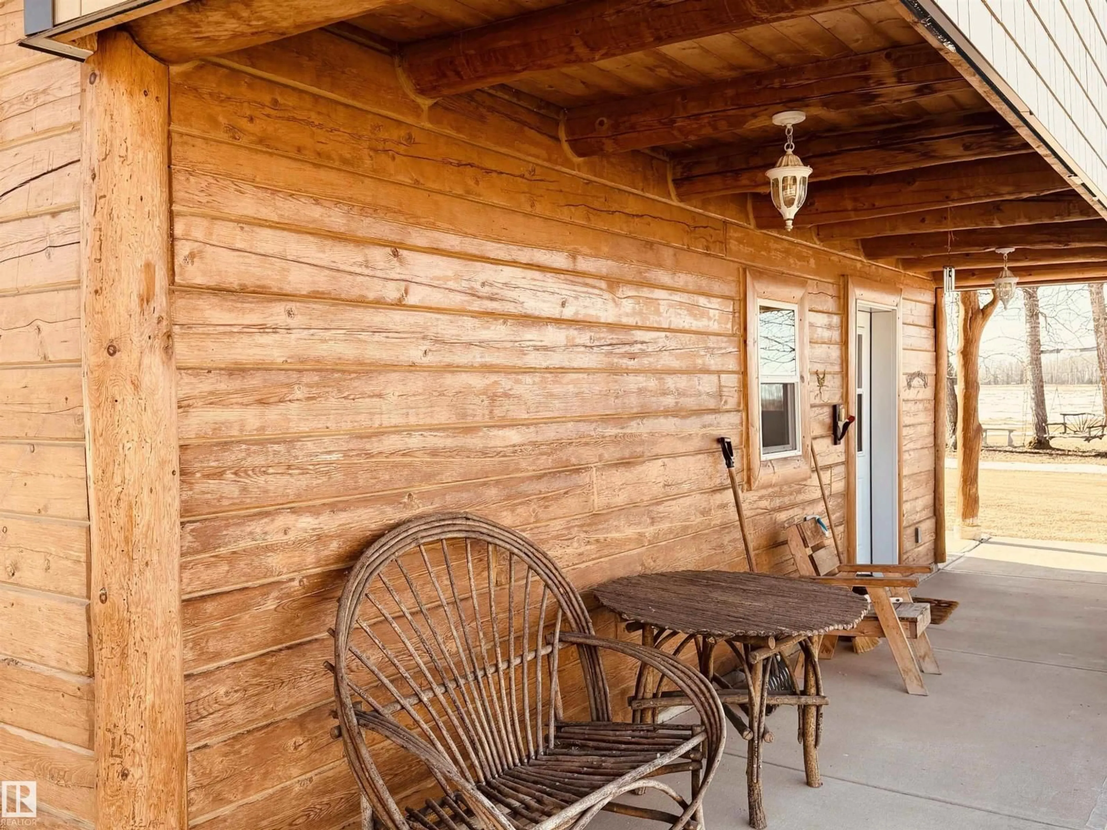 Patio, building for 622036 RGE RD 63, Rural Woodlands County Alberta T7N1C6