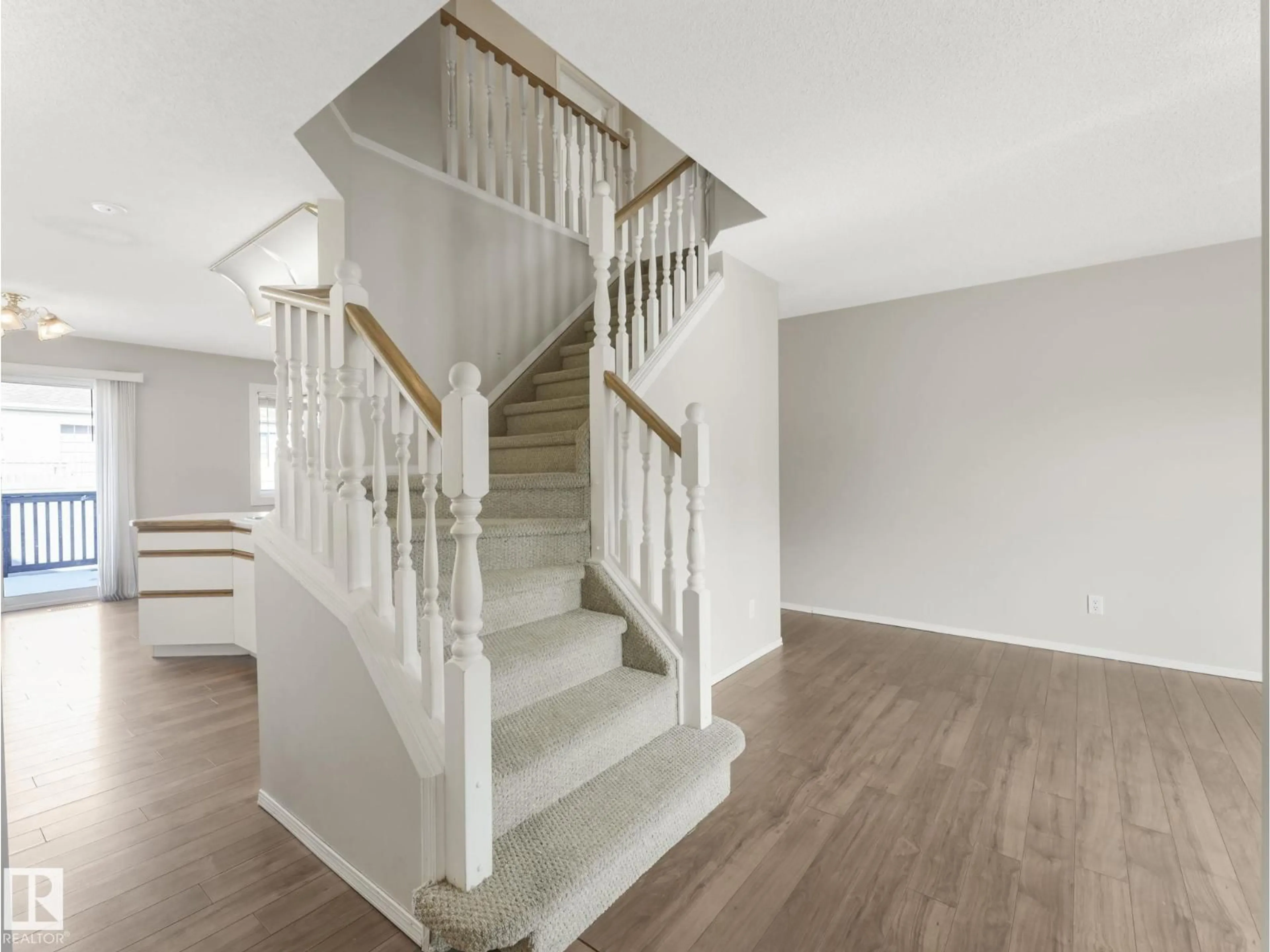 Stairs for #47 - 1033 YOUVILLE DR, Edmonton Alberta T6L6V9