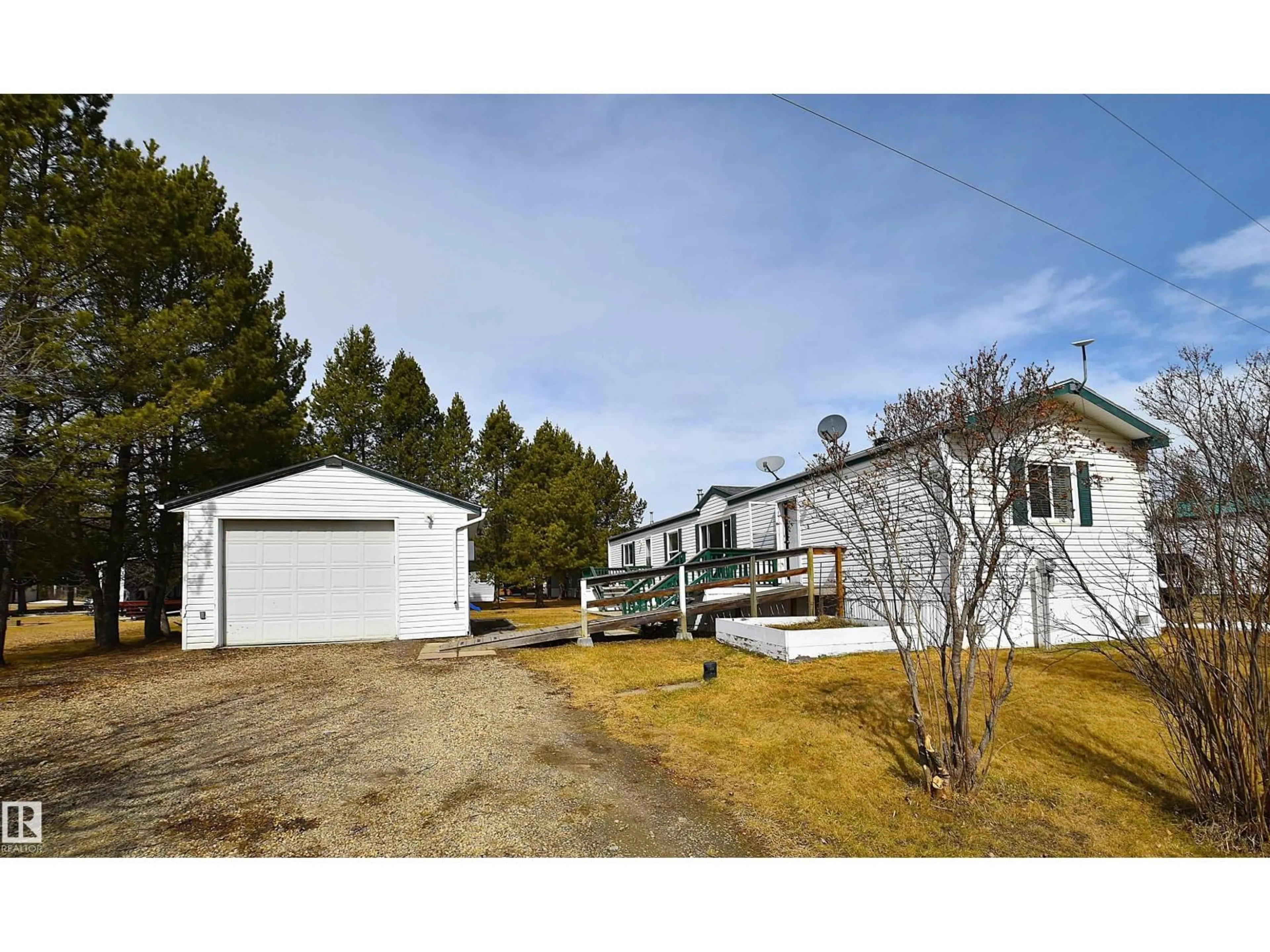 A pic from outside/outdoor area/front of a property/back of a property/a pic from drone, street for 70 - 5429 TWP ROAD 494, Rural Brazeau County Alberta T0C1W0