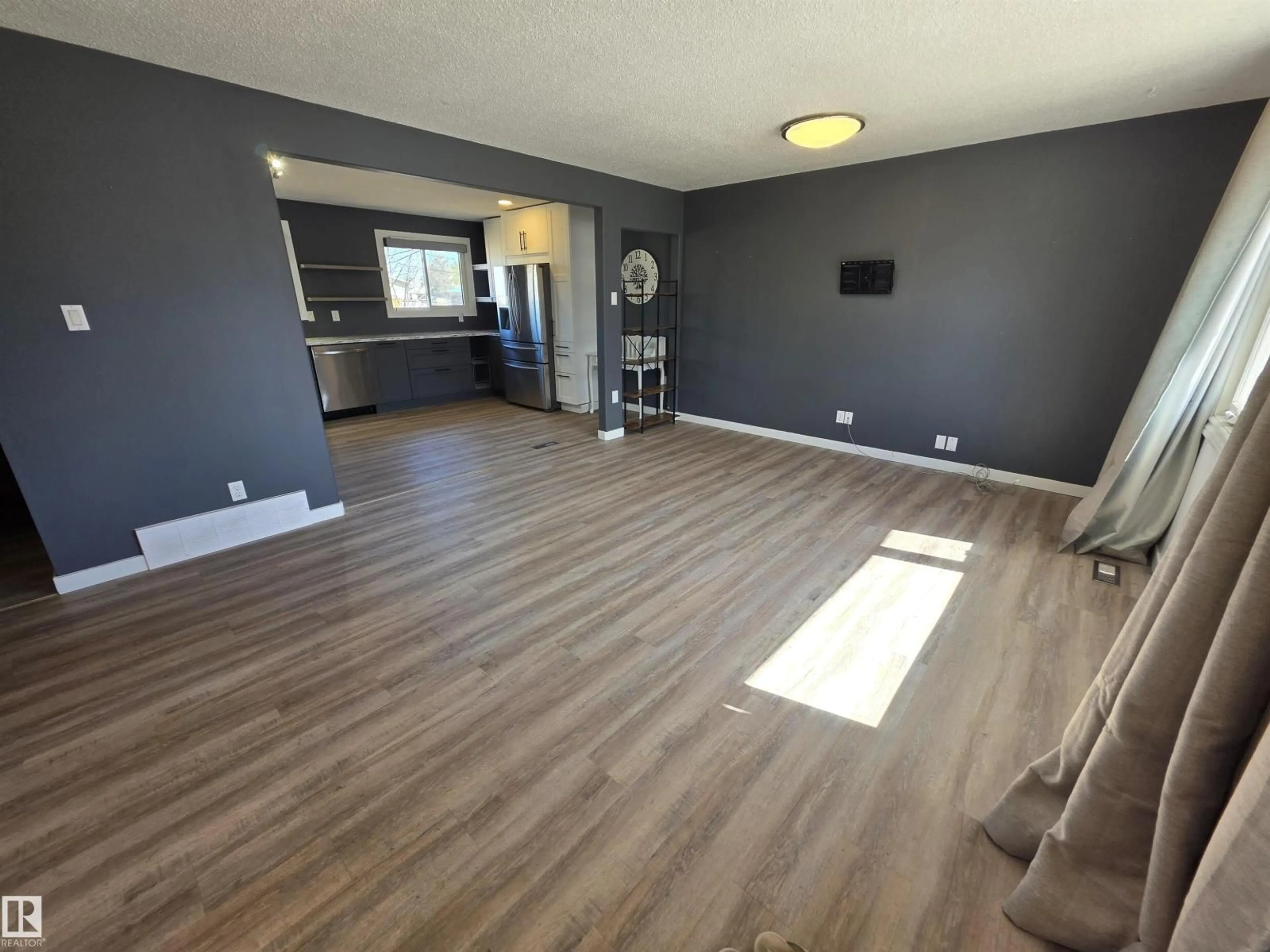 A pic of a room for 4924 50A AV, Entwistle Alberta T0E0S0