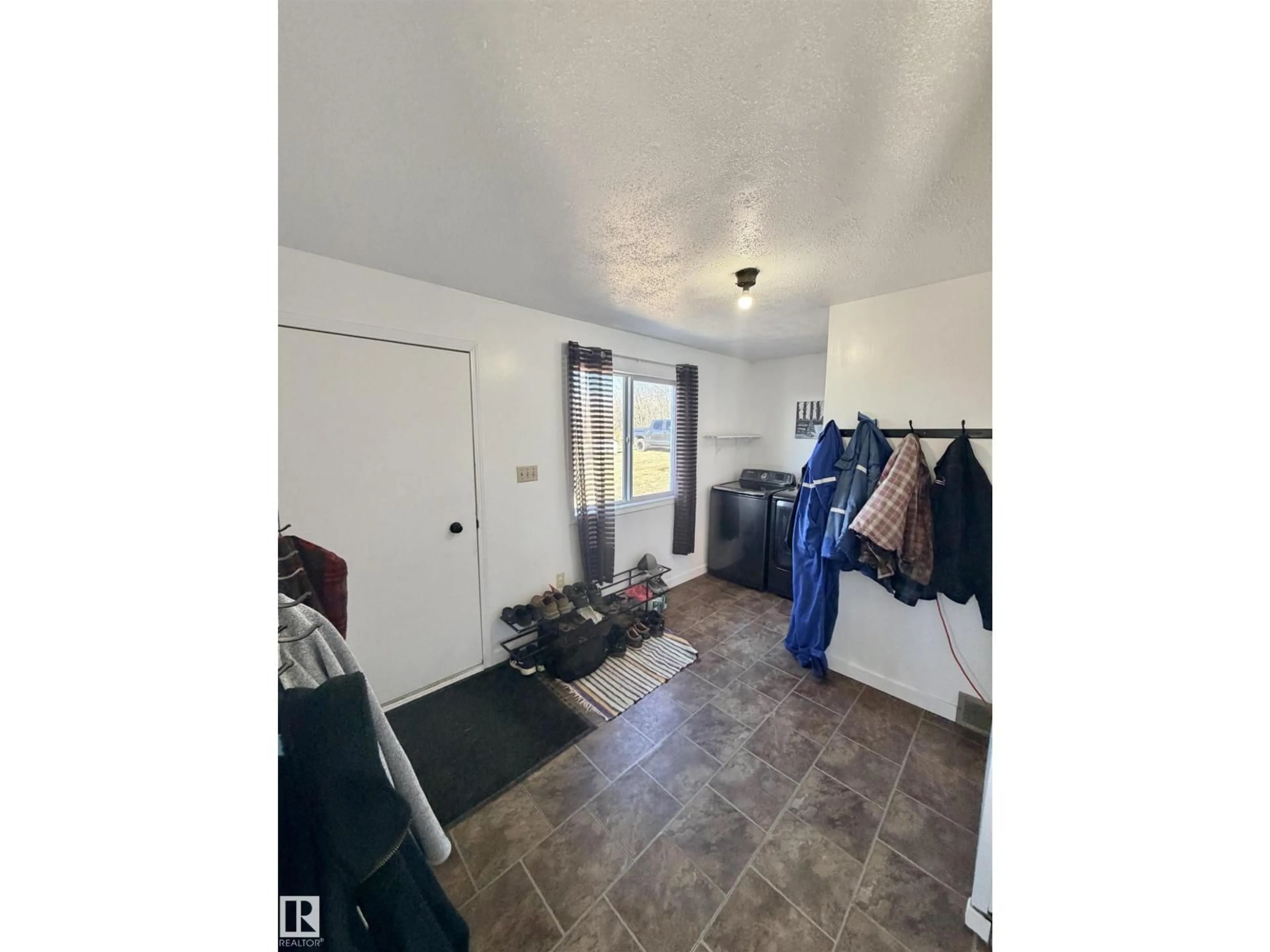 A pic of a room for 11002 TWP RD 562, Rural St. Paul County Alberta T0A2G0