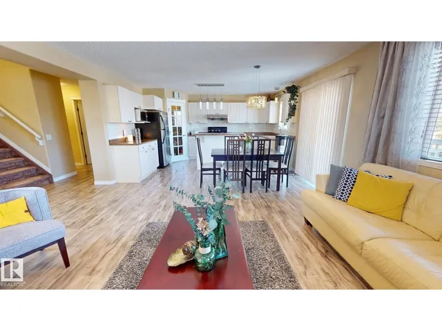8704 175 AV, Edmonton 5