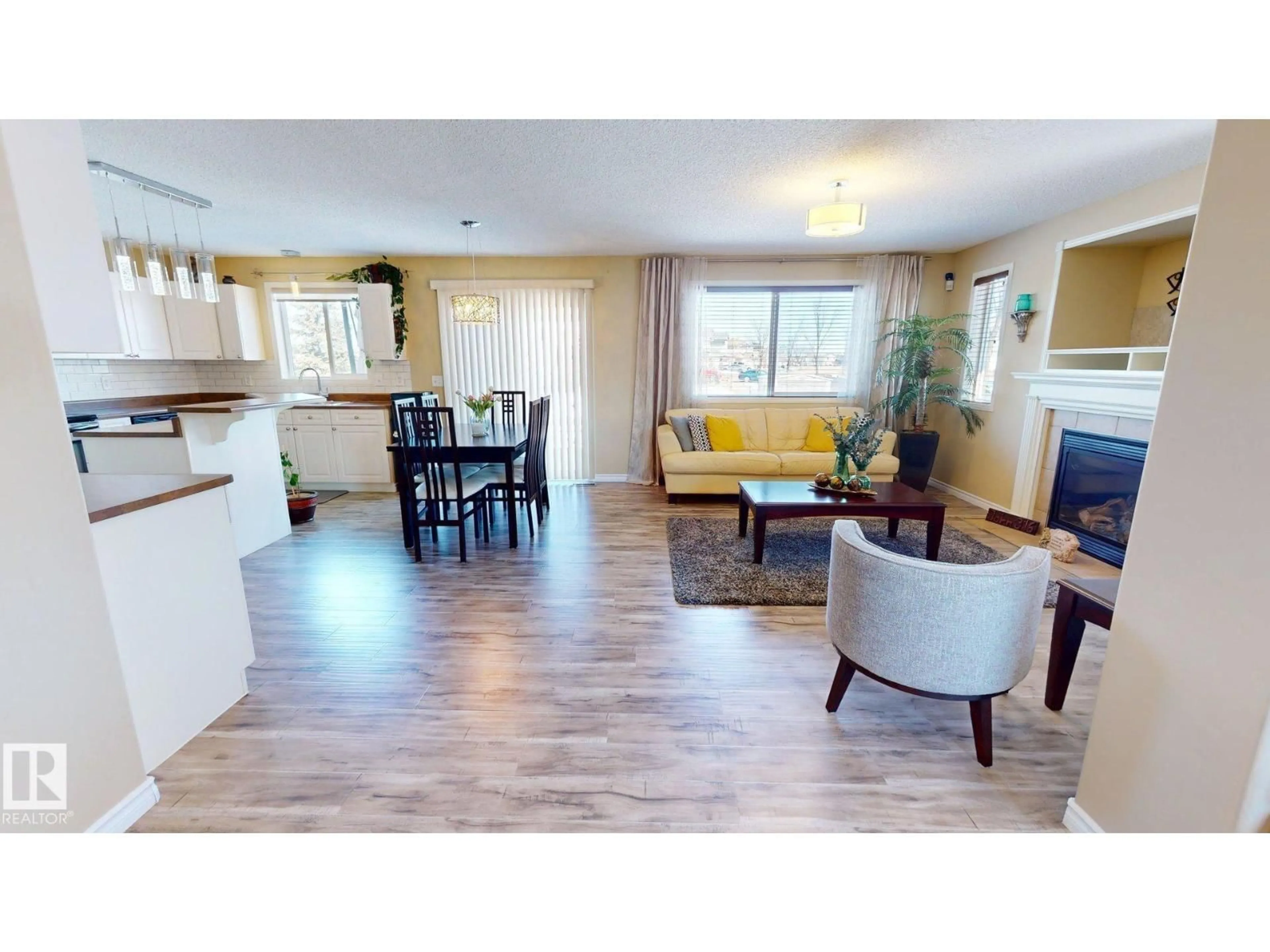 Unknown for 8704 175 AV, Edmonton Alberta T5Z3Z3