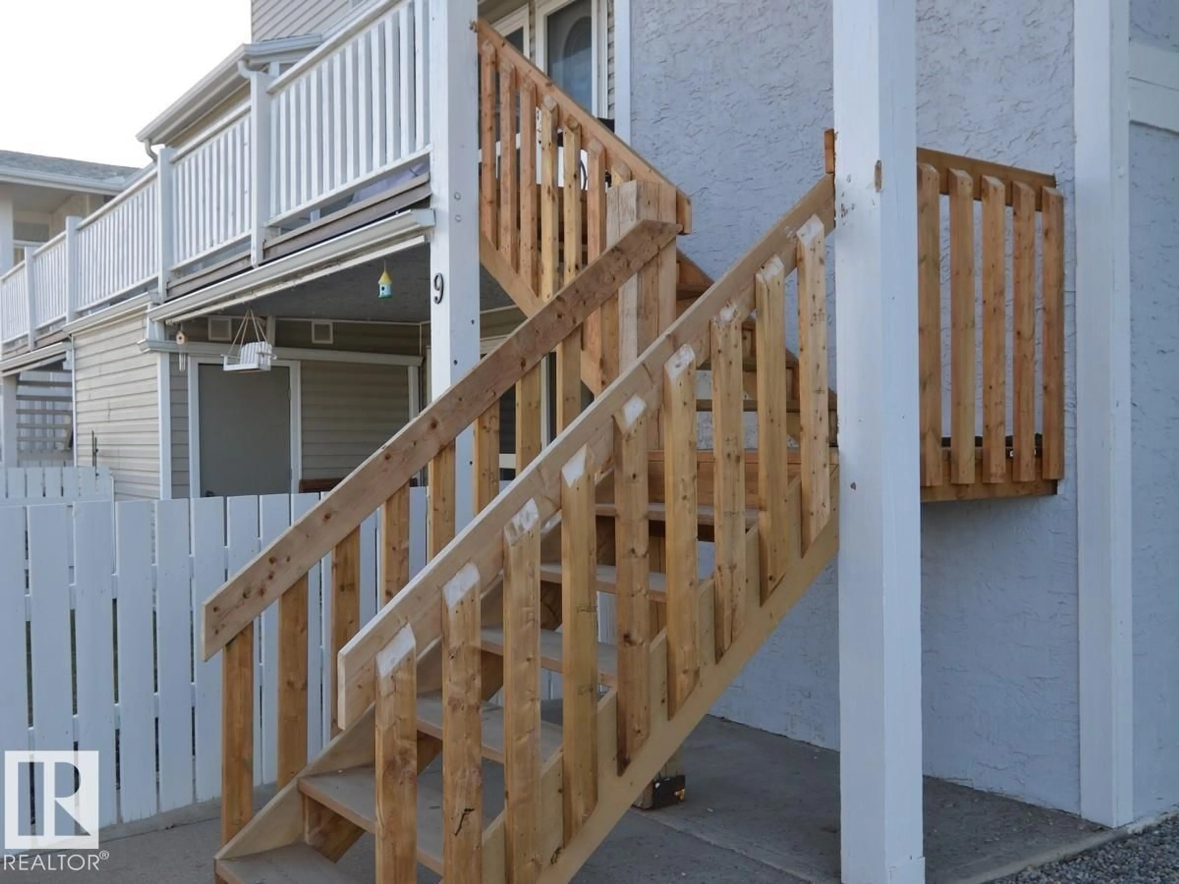 Stairs for #10 - 2703 79 ST NW, Edmonton Alberta T8A3K4