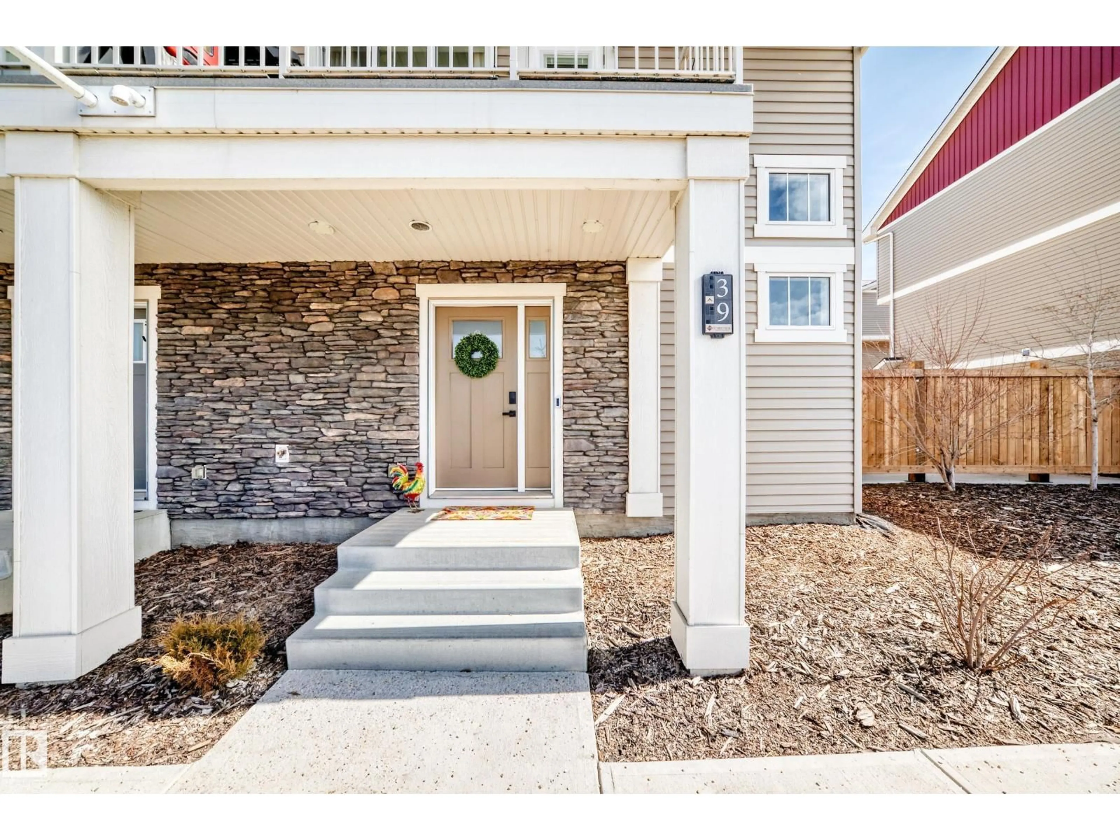 Indoor entryway for 39 - 17832 78 ST, Edmonton Alberta T5Z0P7