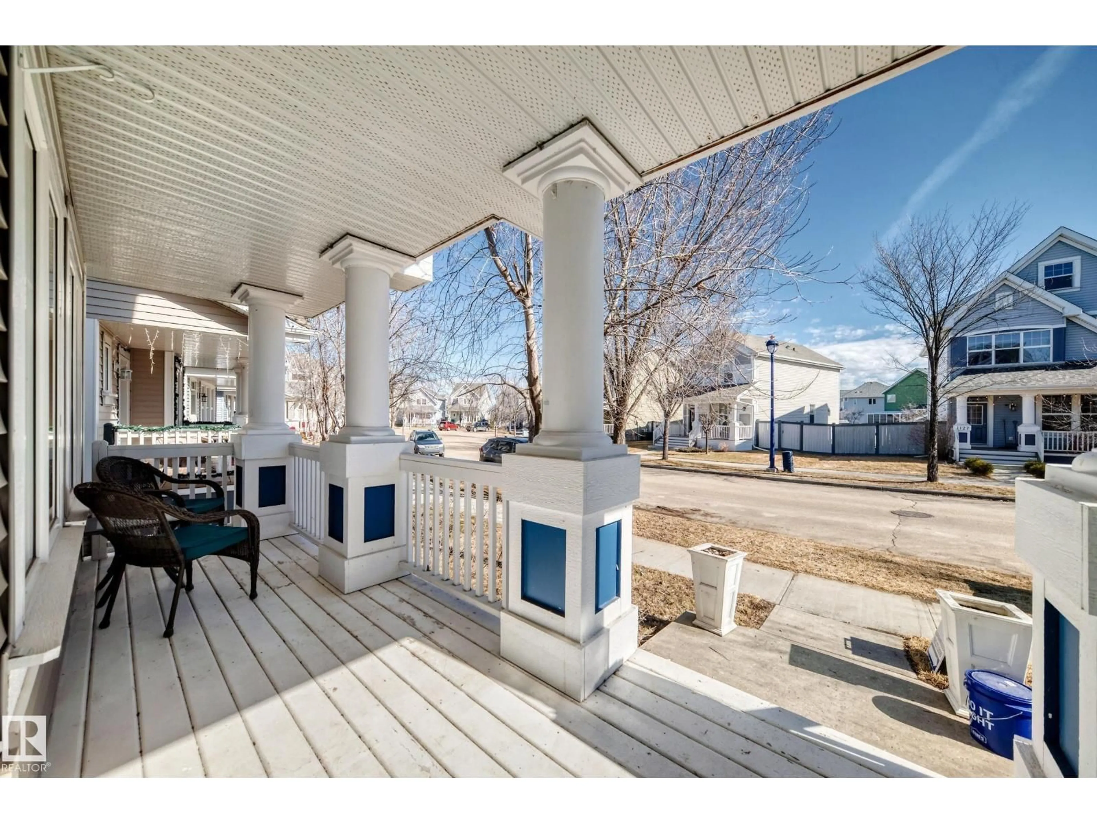 Patio, street for 1128 74 ST, Edmonton Alberta T6X0N7