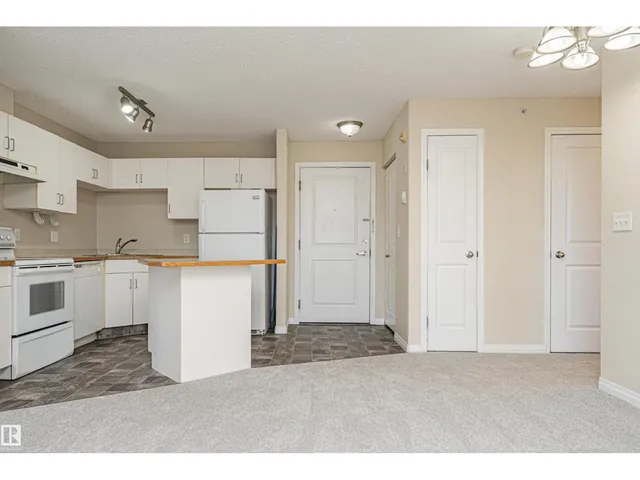 524 - 10535 122 ST, Edmonton 5