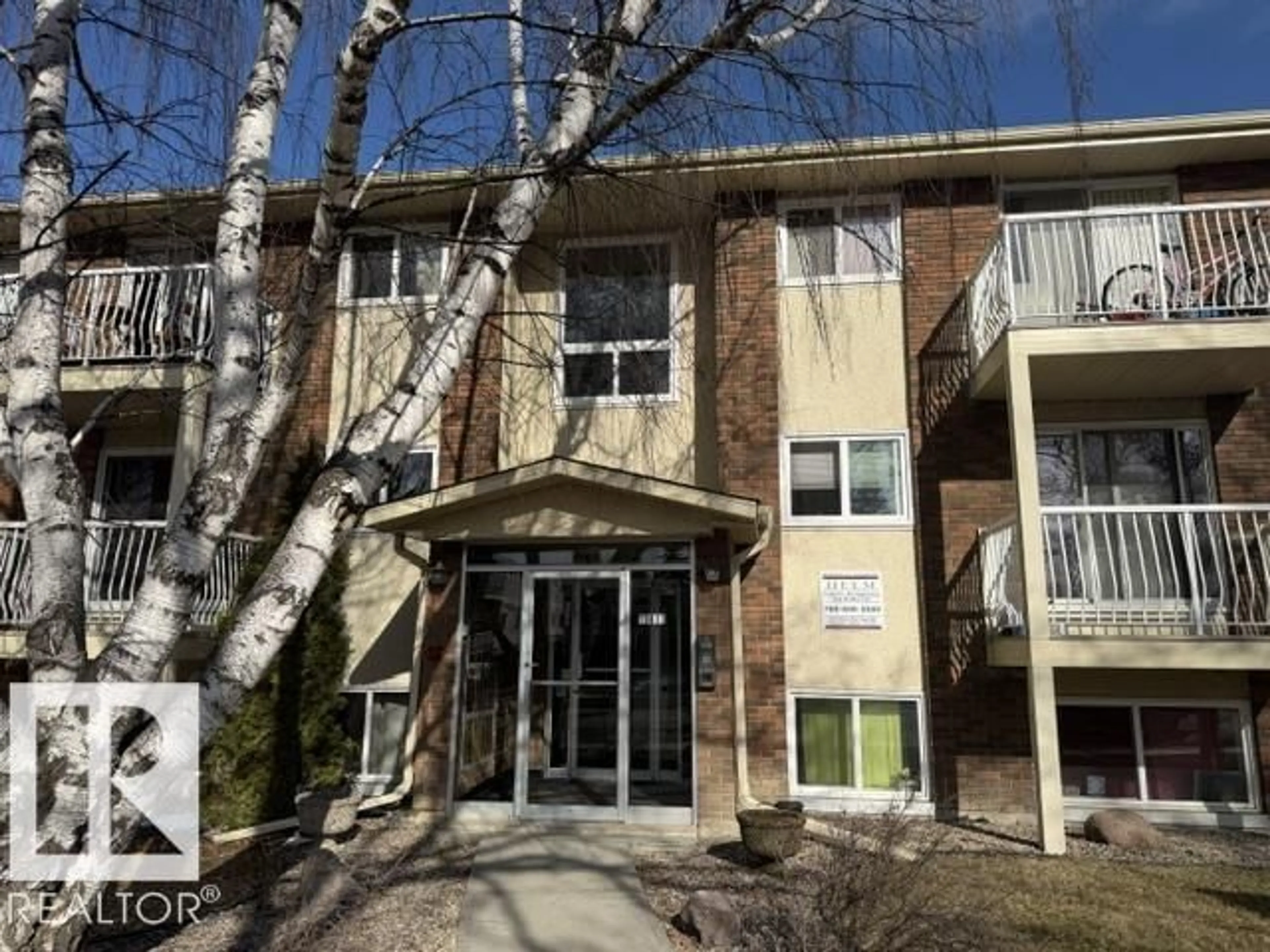 Unknown for 201 - 10811 115 ST NW, Edmonton Alberta T5H3L2