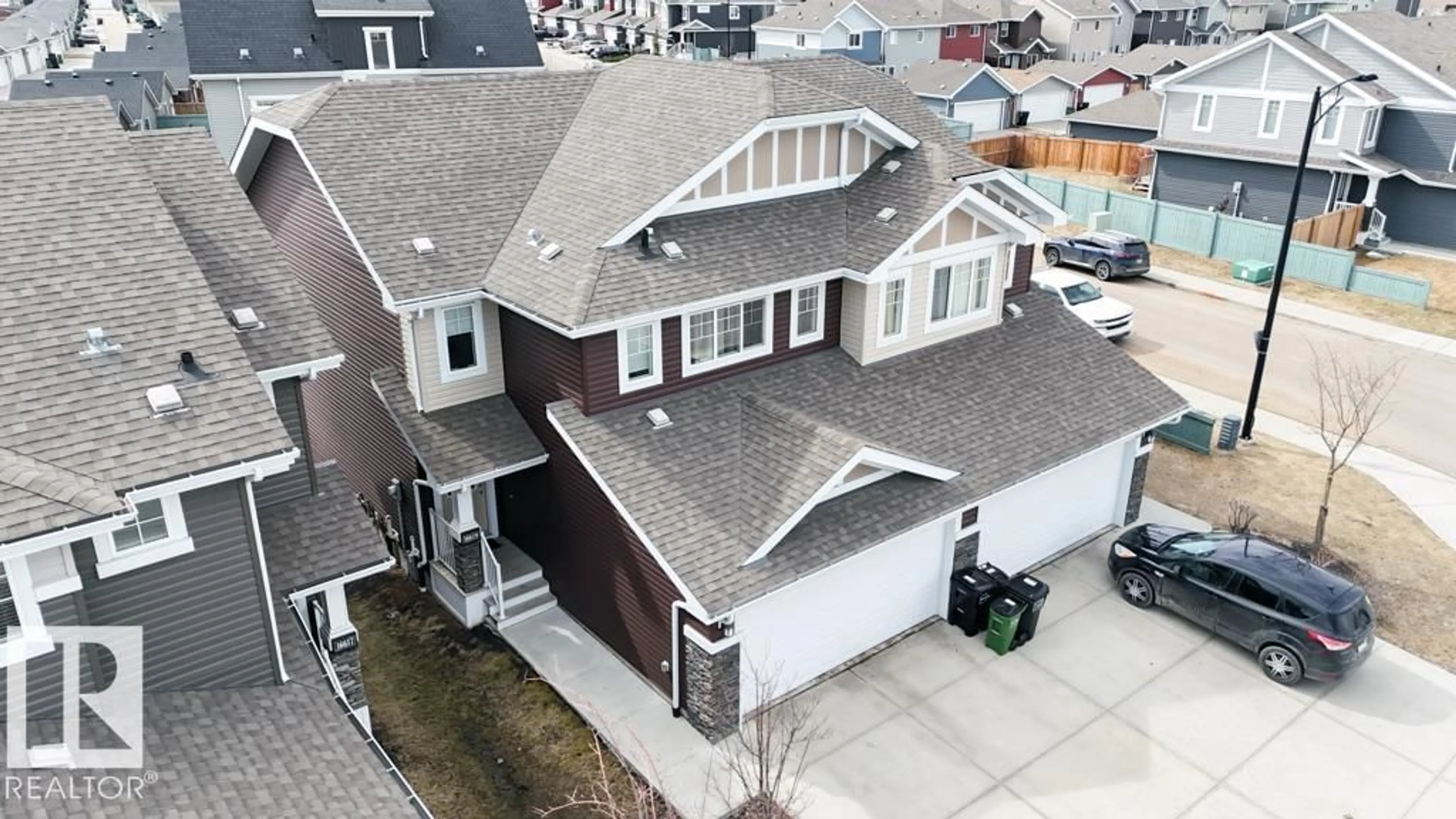 A pic from outside/outdoor area/front of a property/back of a property/a pic from drone, street for SW - 16619 14 AV, Edmonton Alberta T6W3C3
