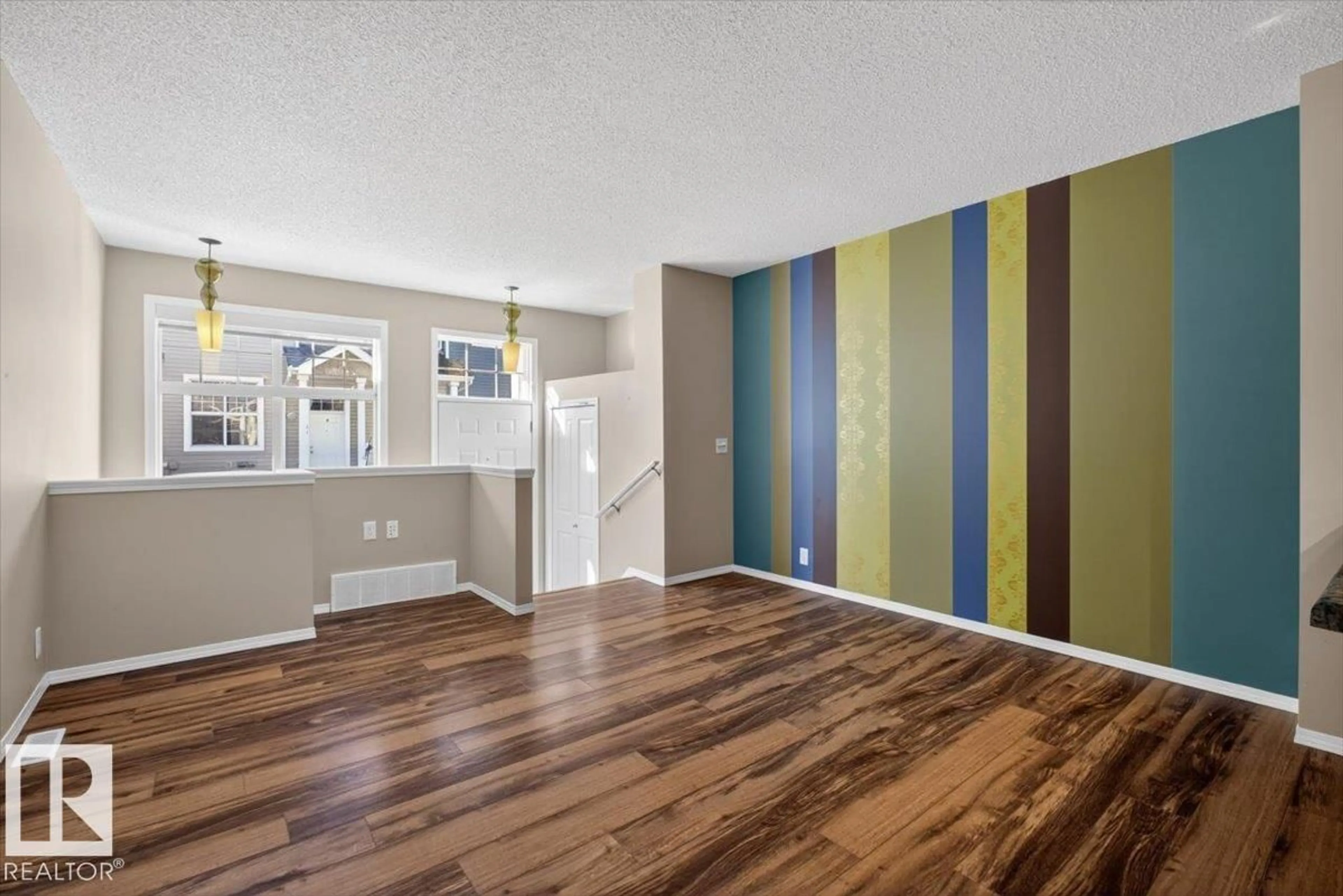 Unknown for 130 5604 199 ST NW, Edmonton Alberta T6M2Z9