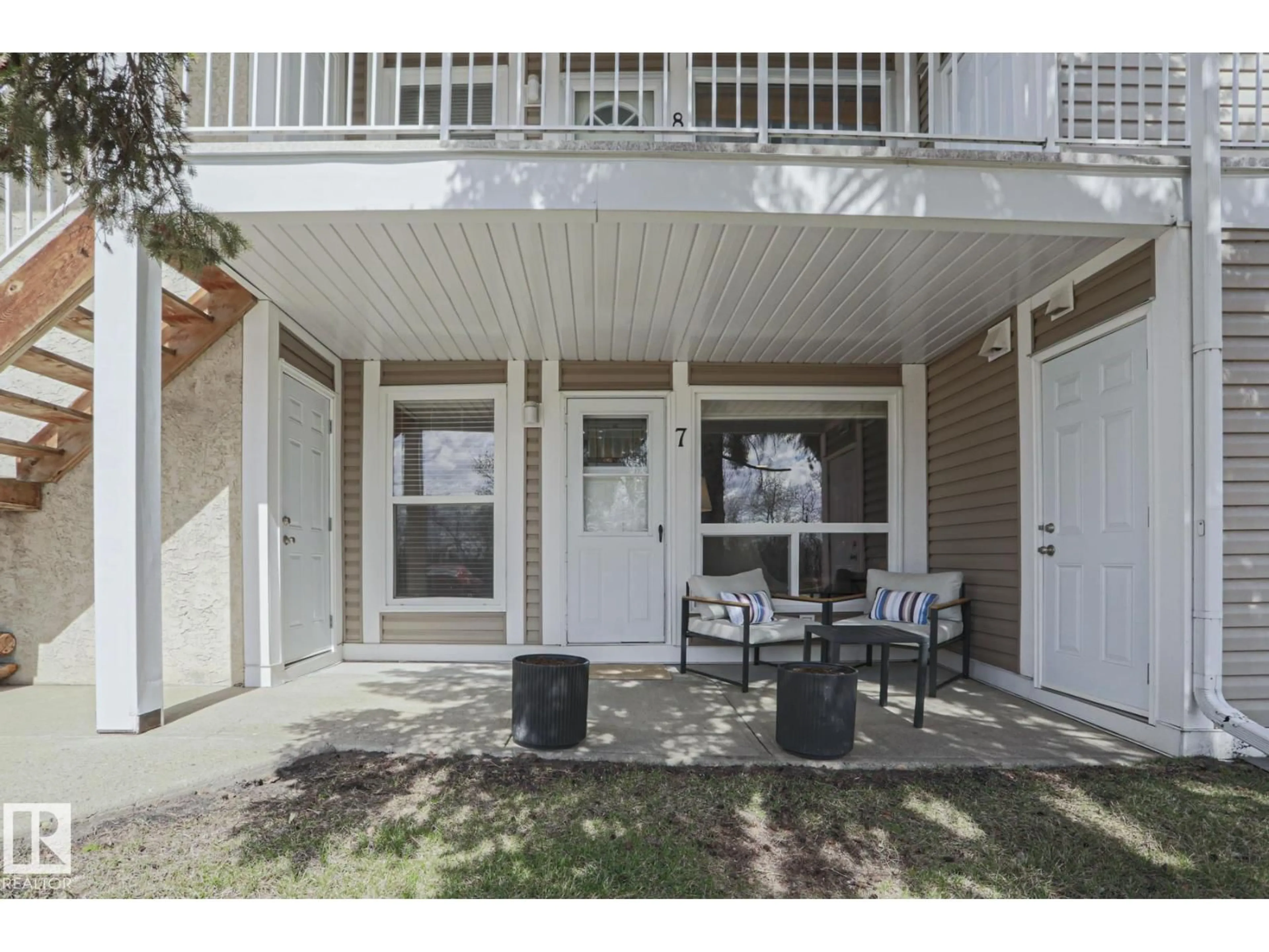Patio, street for #7 - 2204 118 ST, Edmonton Alberta T6J4H1