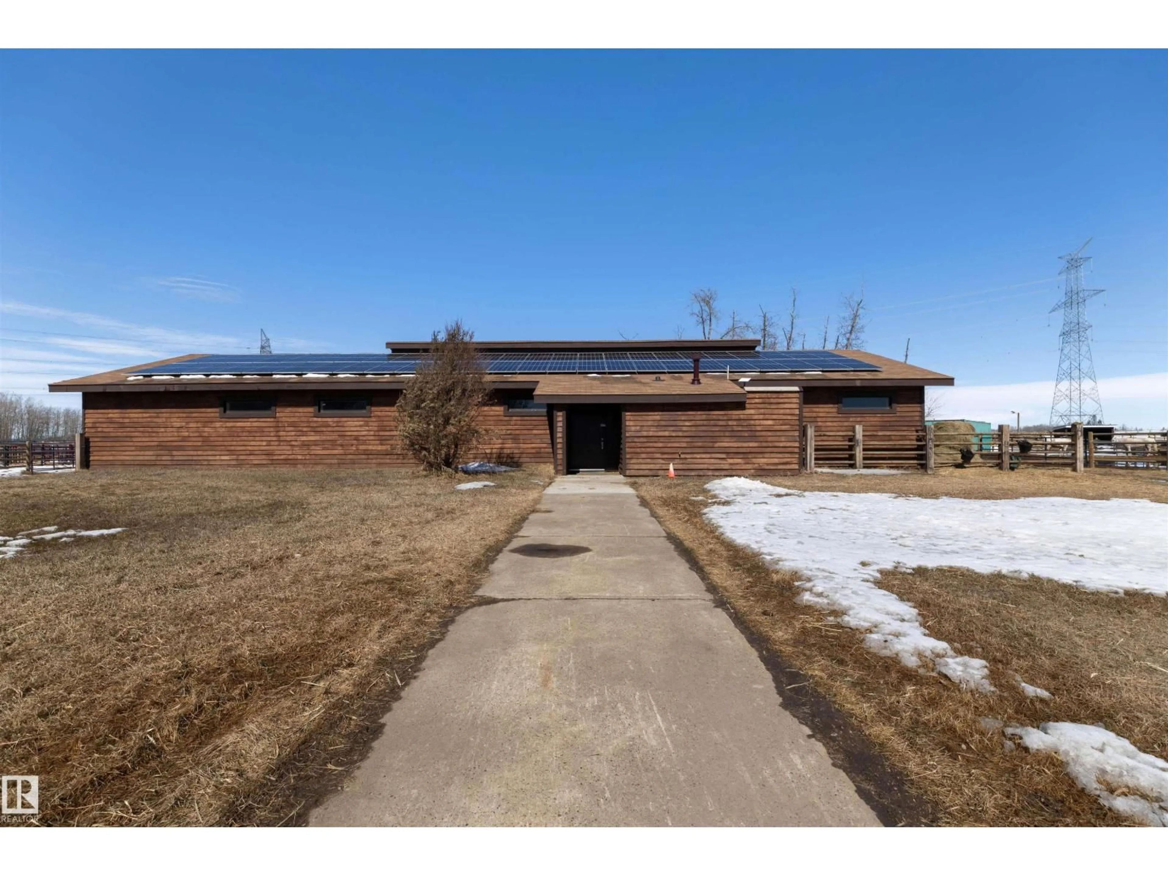A pic from outside/outdoor area/front of a property/back of a property/a pic from drone, building for 55310 HWY 28 A, Rural Sturgeon County Alberta T8L5A4