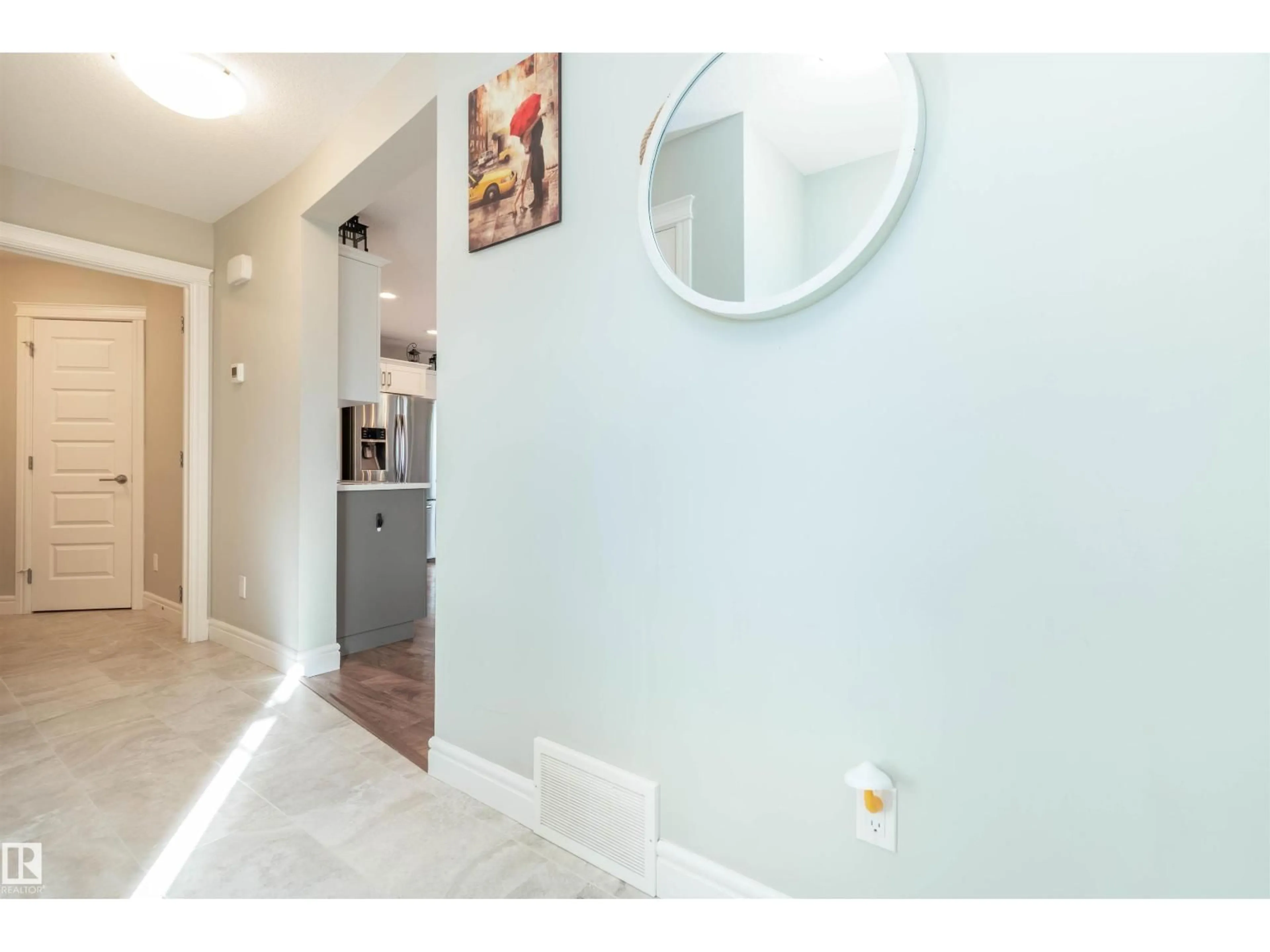 Indoor entryway for 62 AMBLESIDE WY, Sherwood Park Alberta T8H1A5